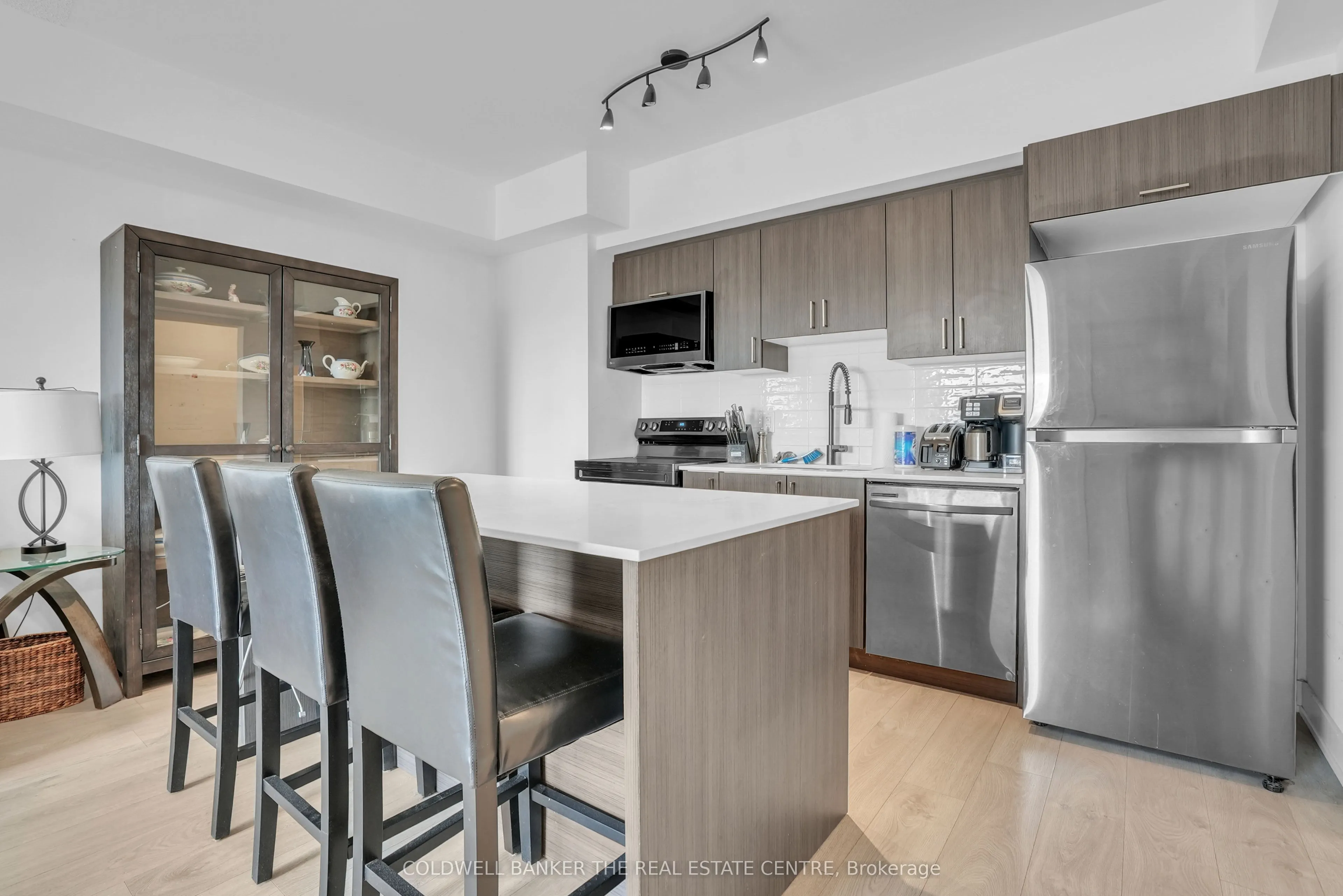 5 Chef Lane #512
