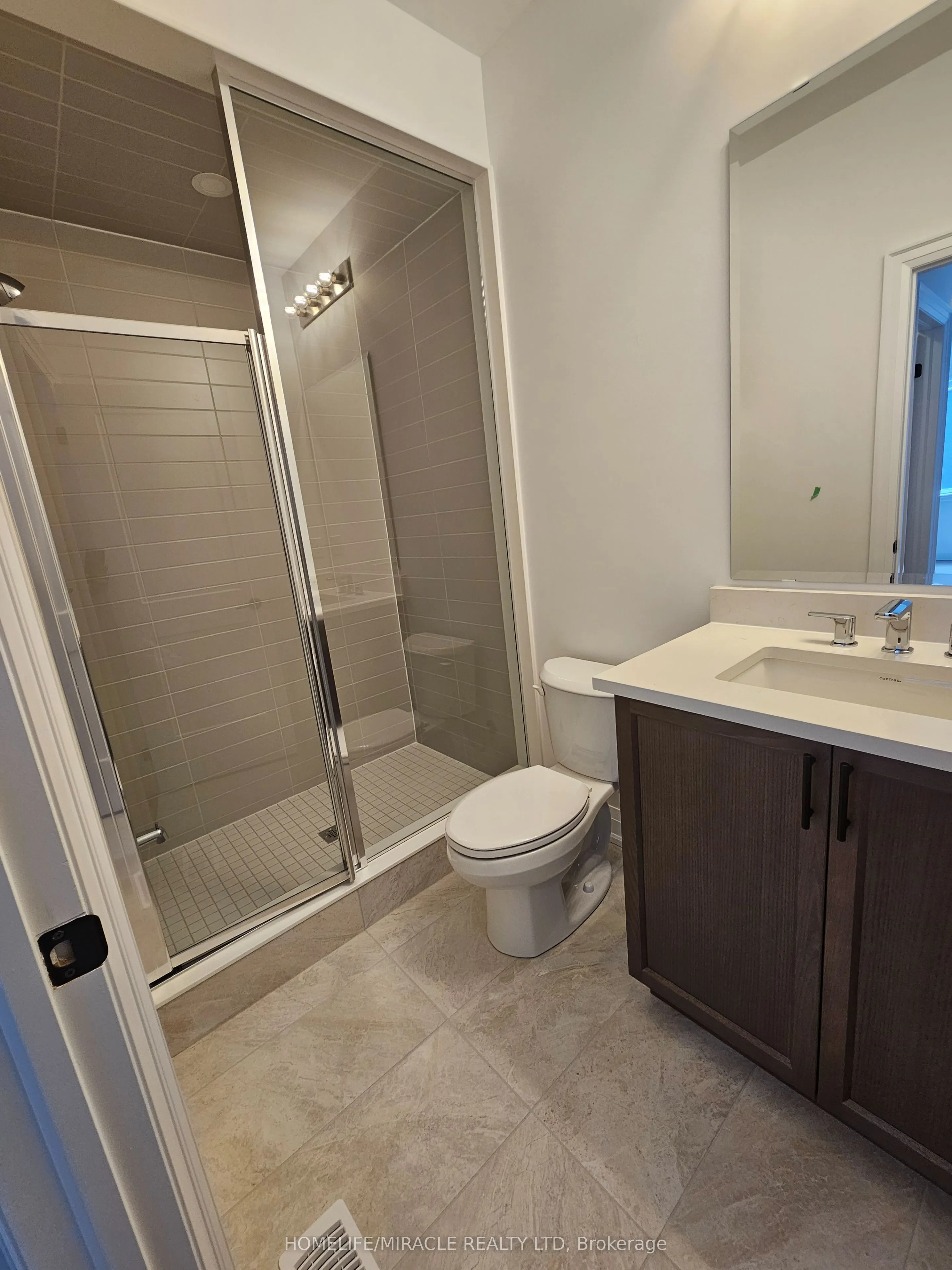 30 Pearsall Place