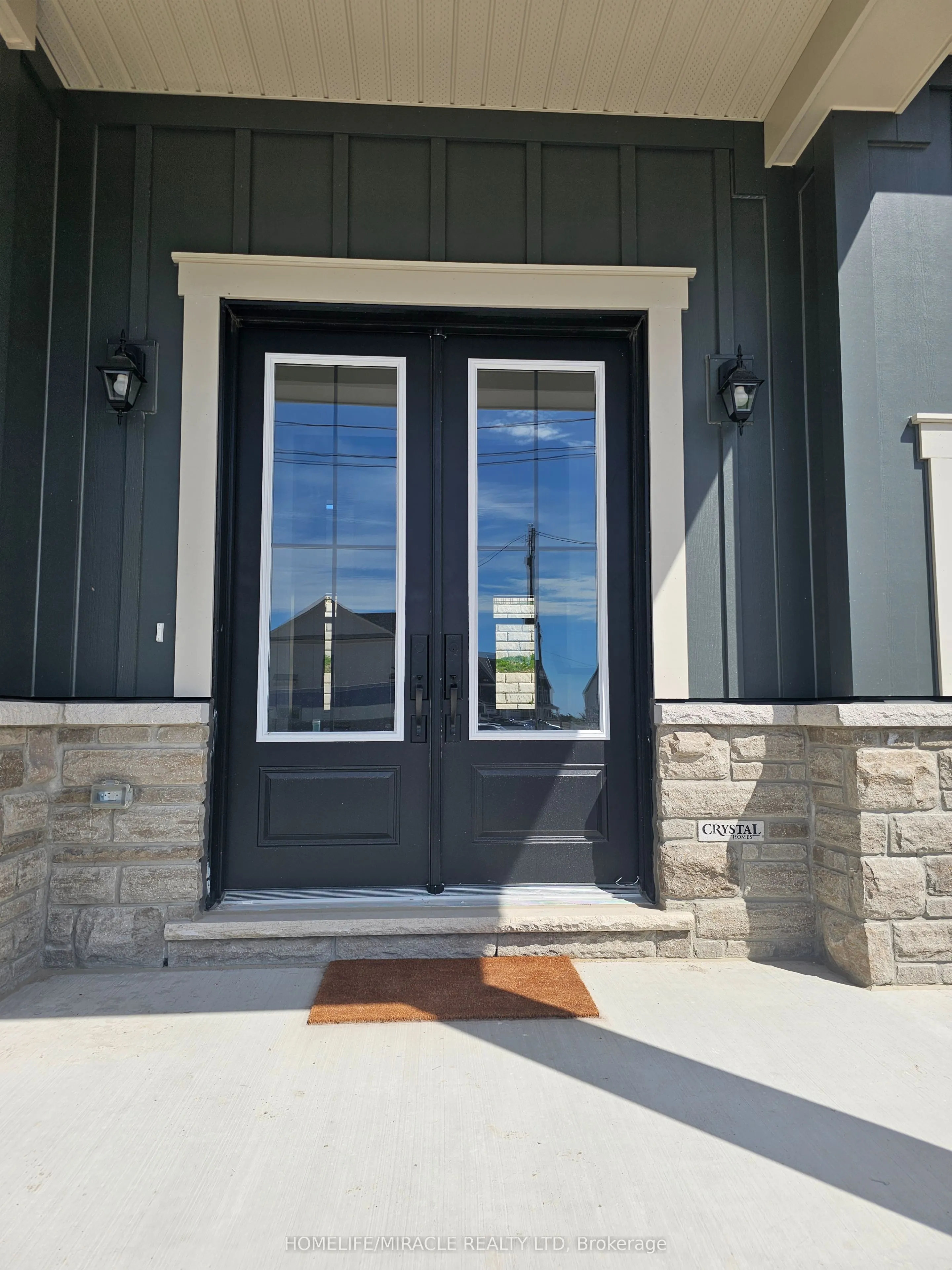 30 Pearsall Place