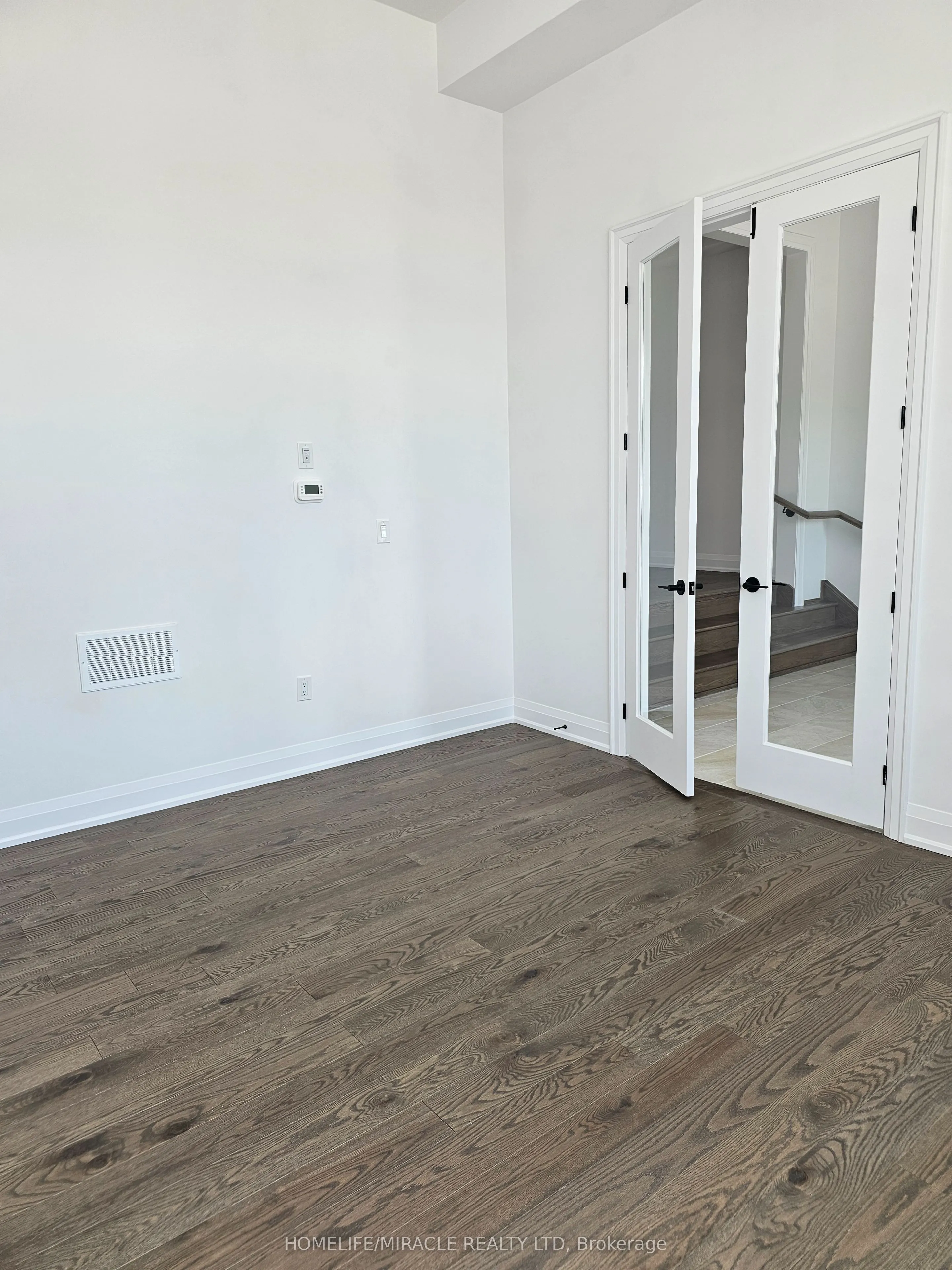 30 Pearsall Place