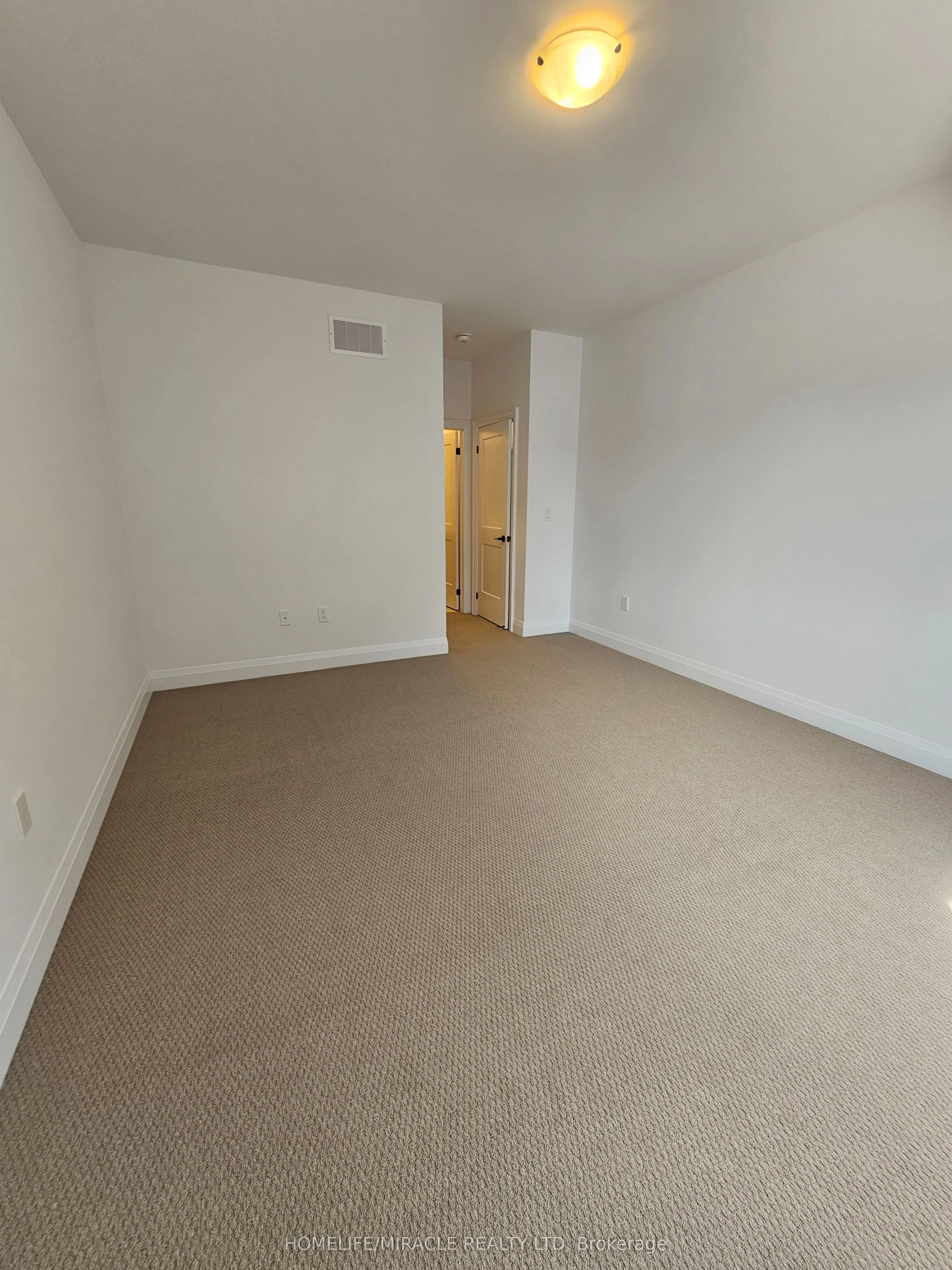 30 Pearsall Place
