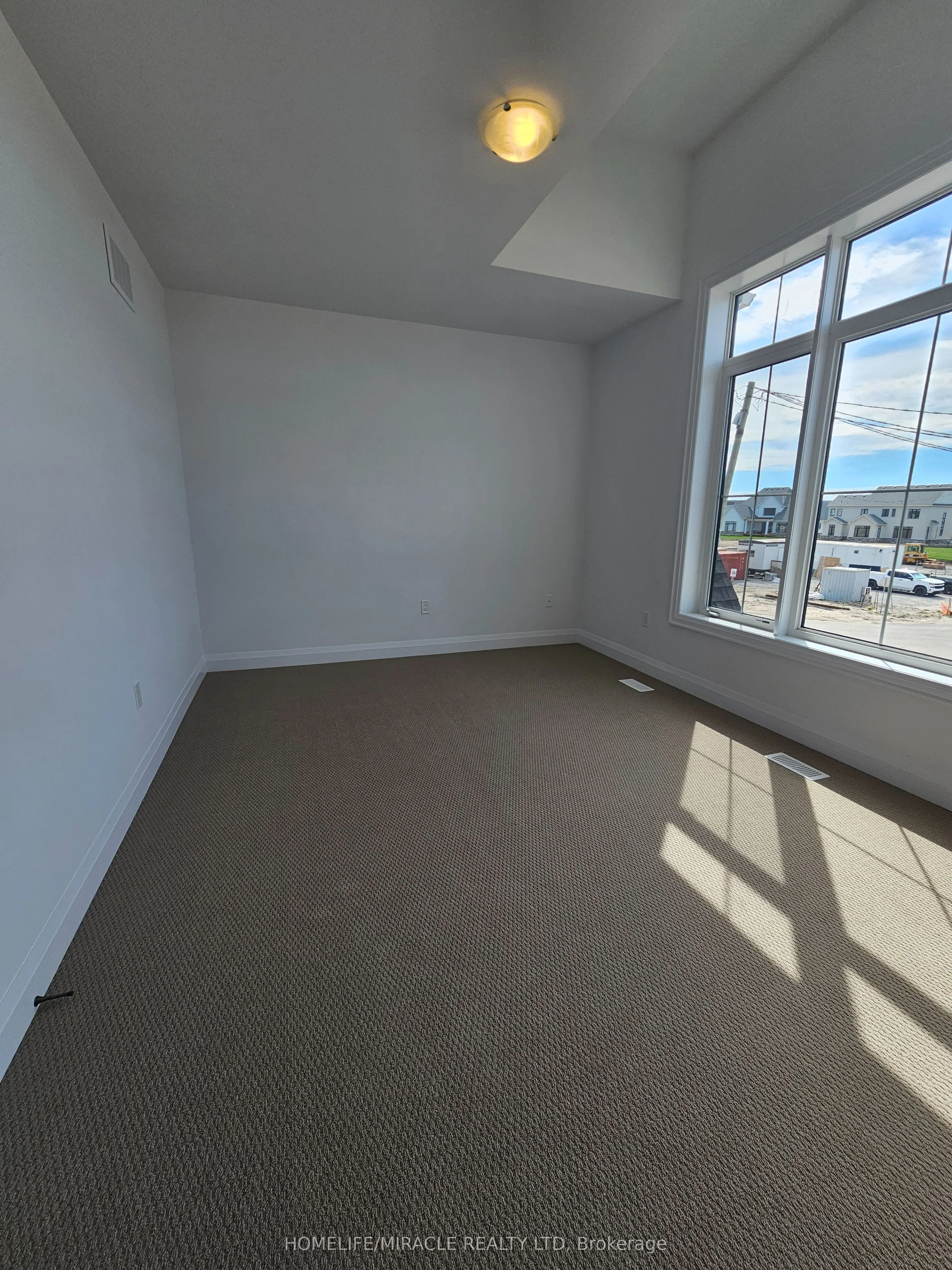 30 Pearsall Place