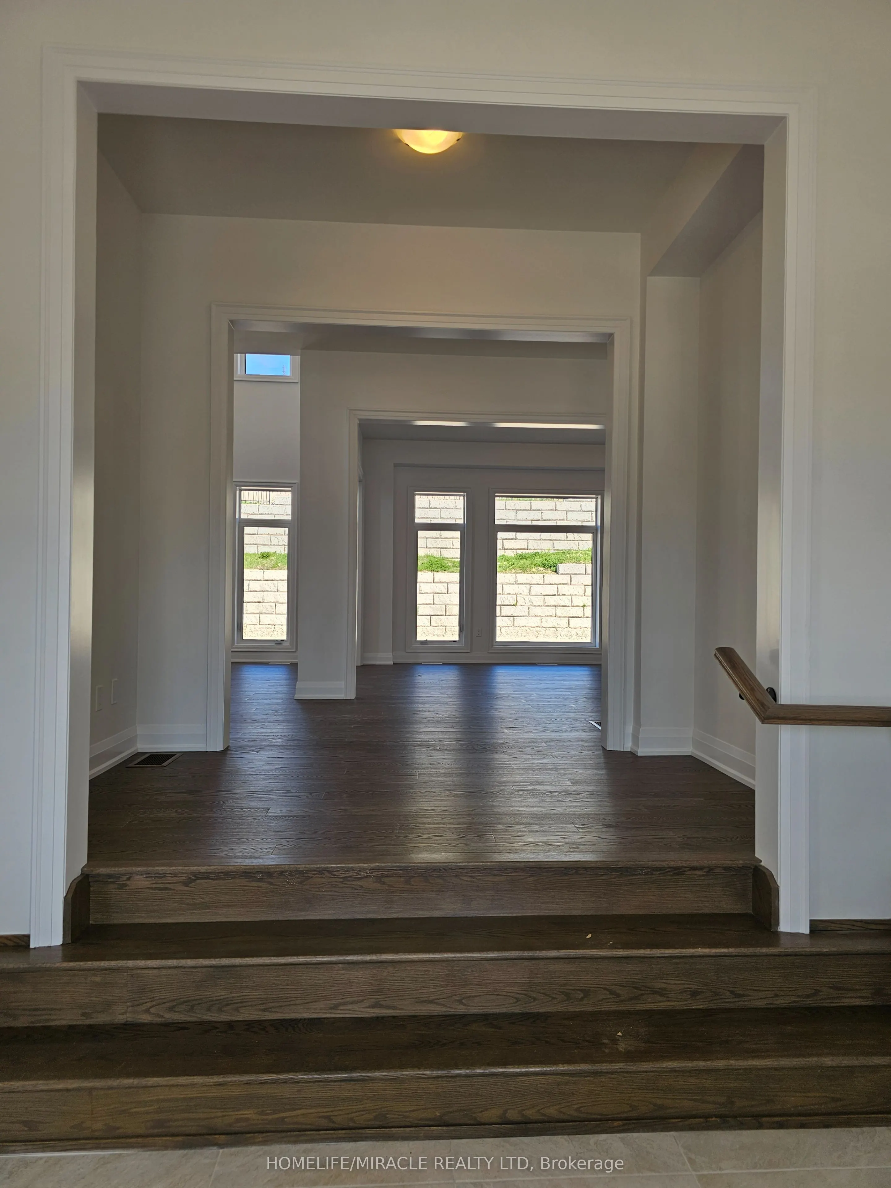 30 Pearsall Place