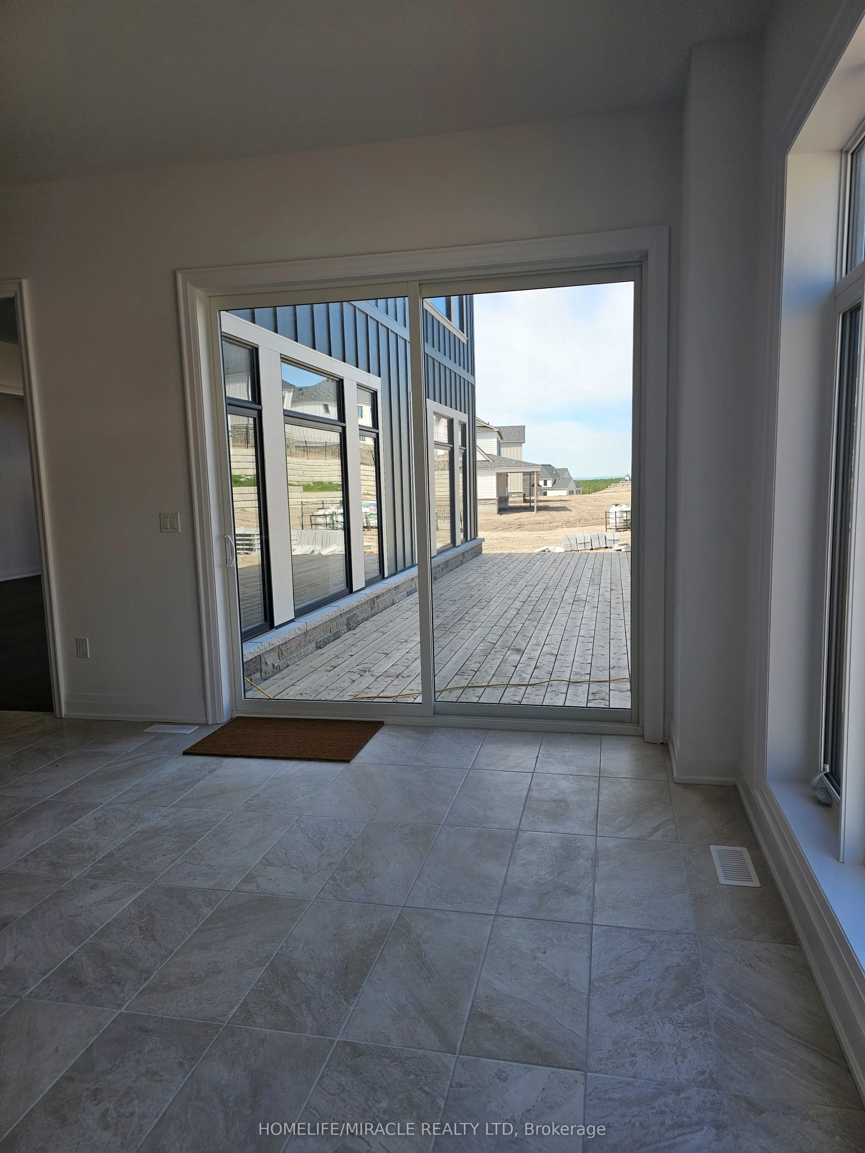 30 Pearsall Place