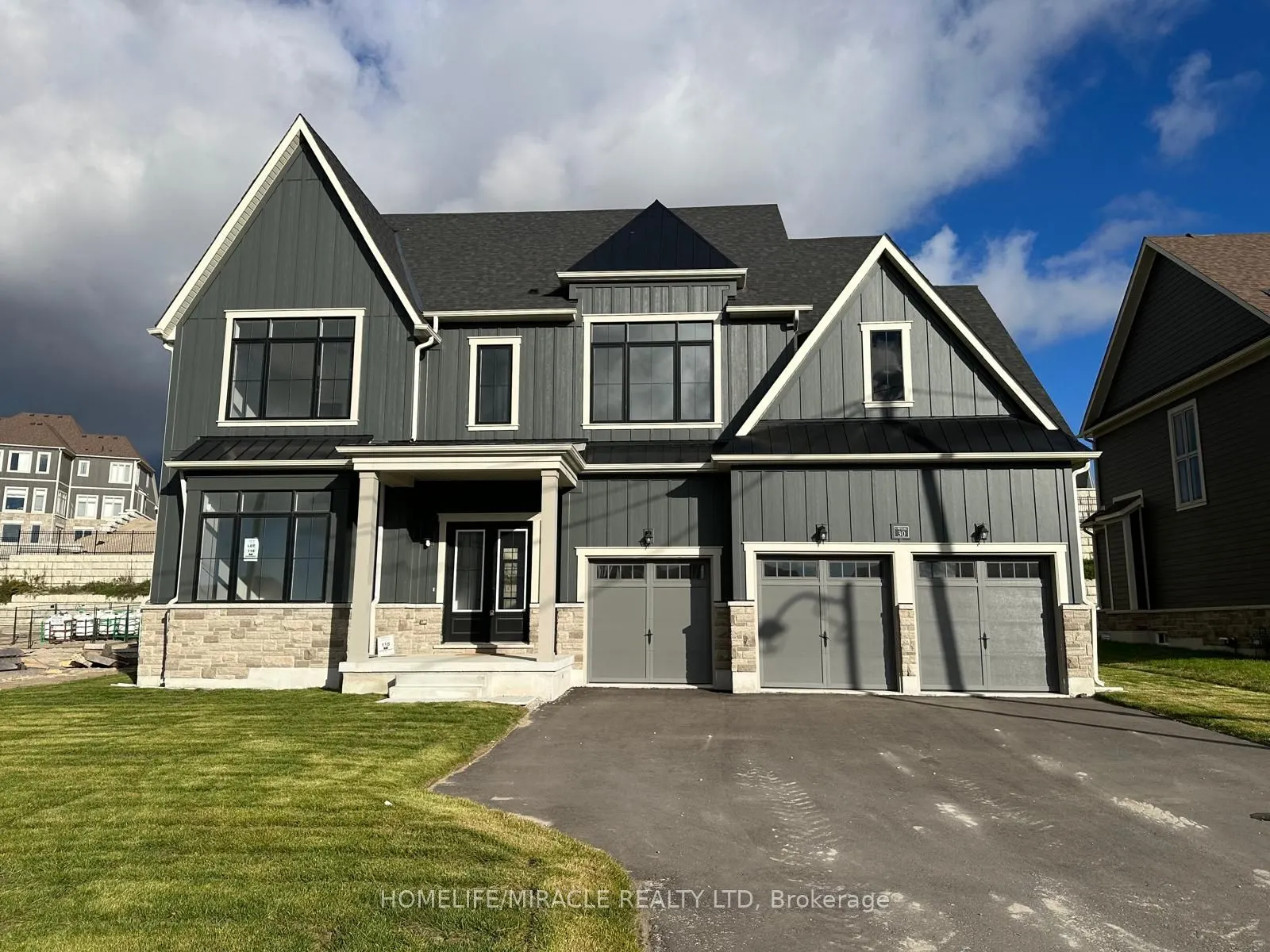 30 Pearsall Place
