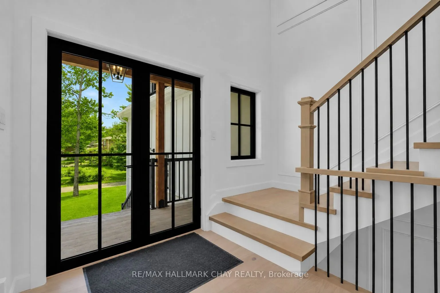 25 Heatherwood Drive