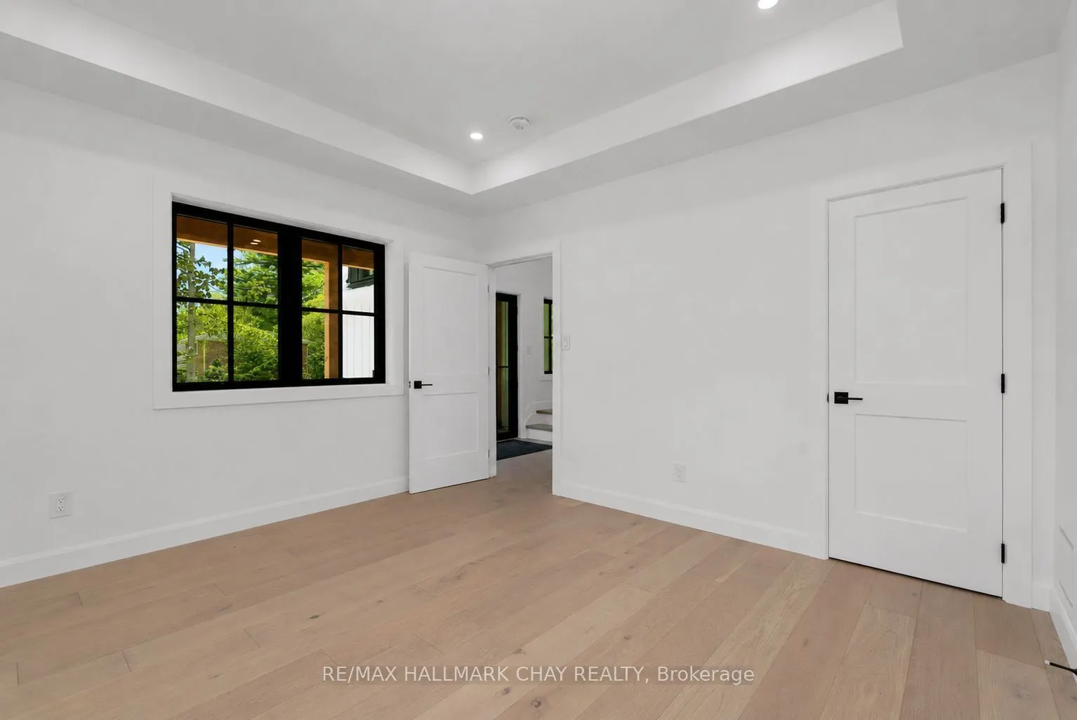 25 Heatherwood Drive
