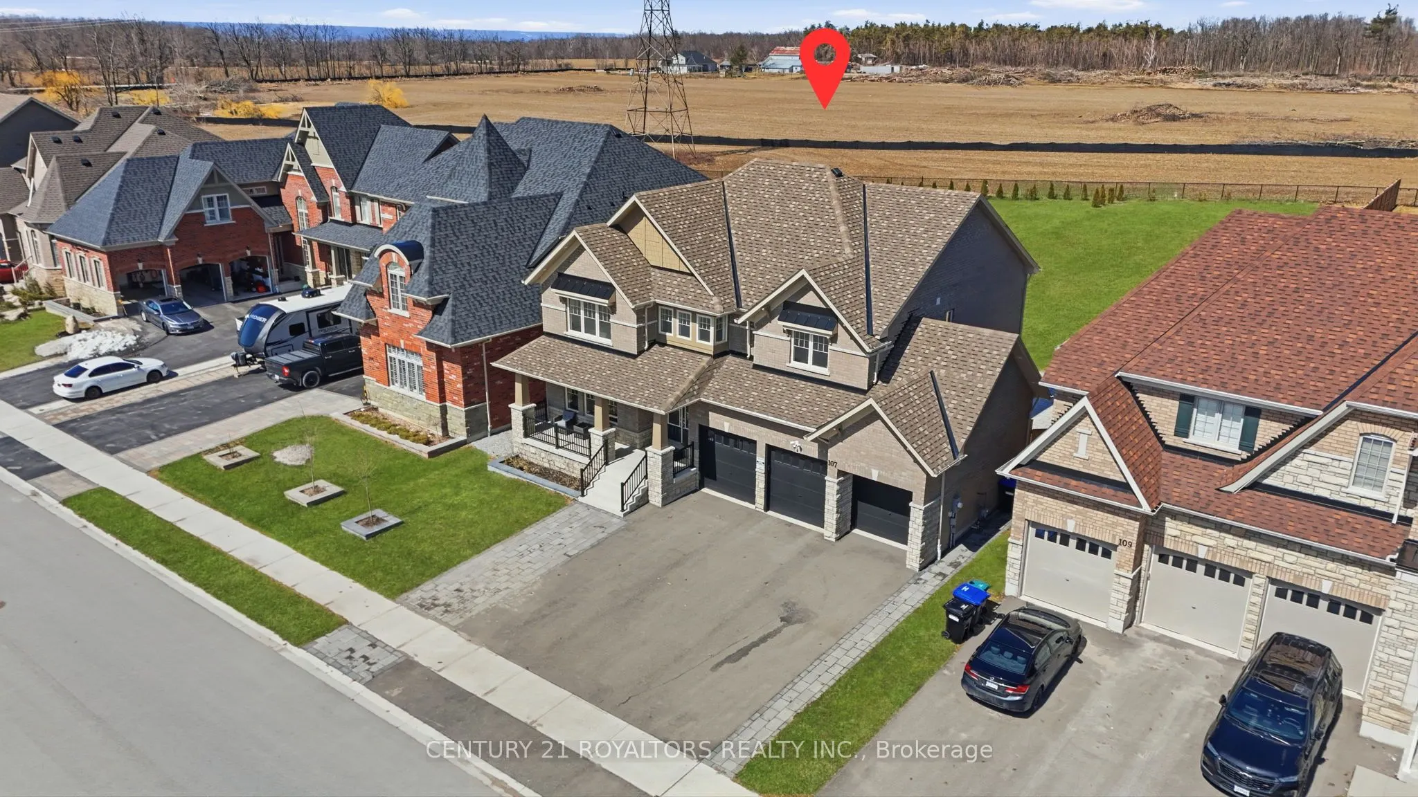 107 Rugman Crescent