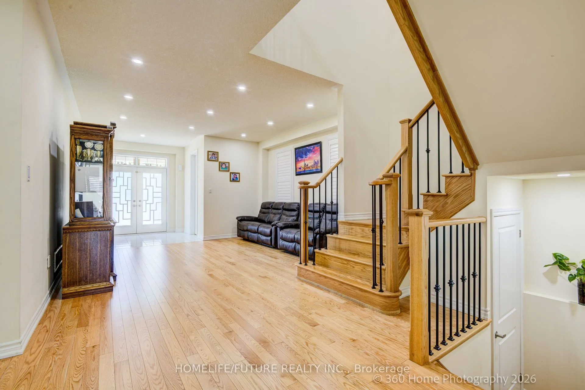 42 Samuel Crescent