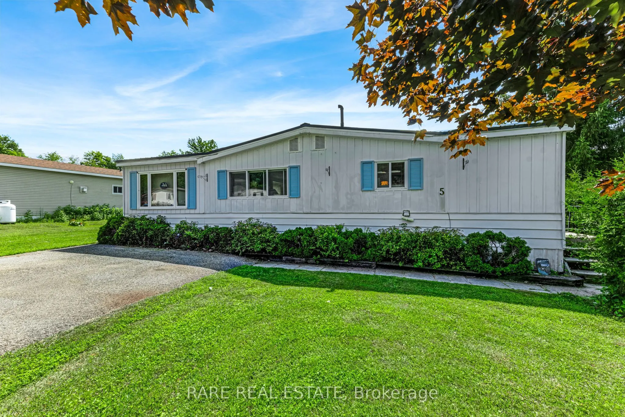 5263 Elliott Side Road #5