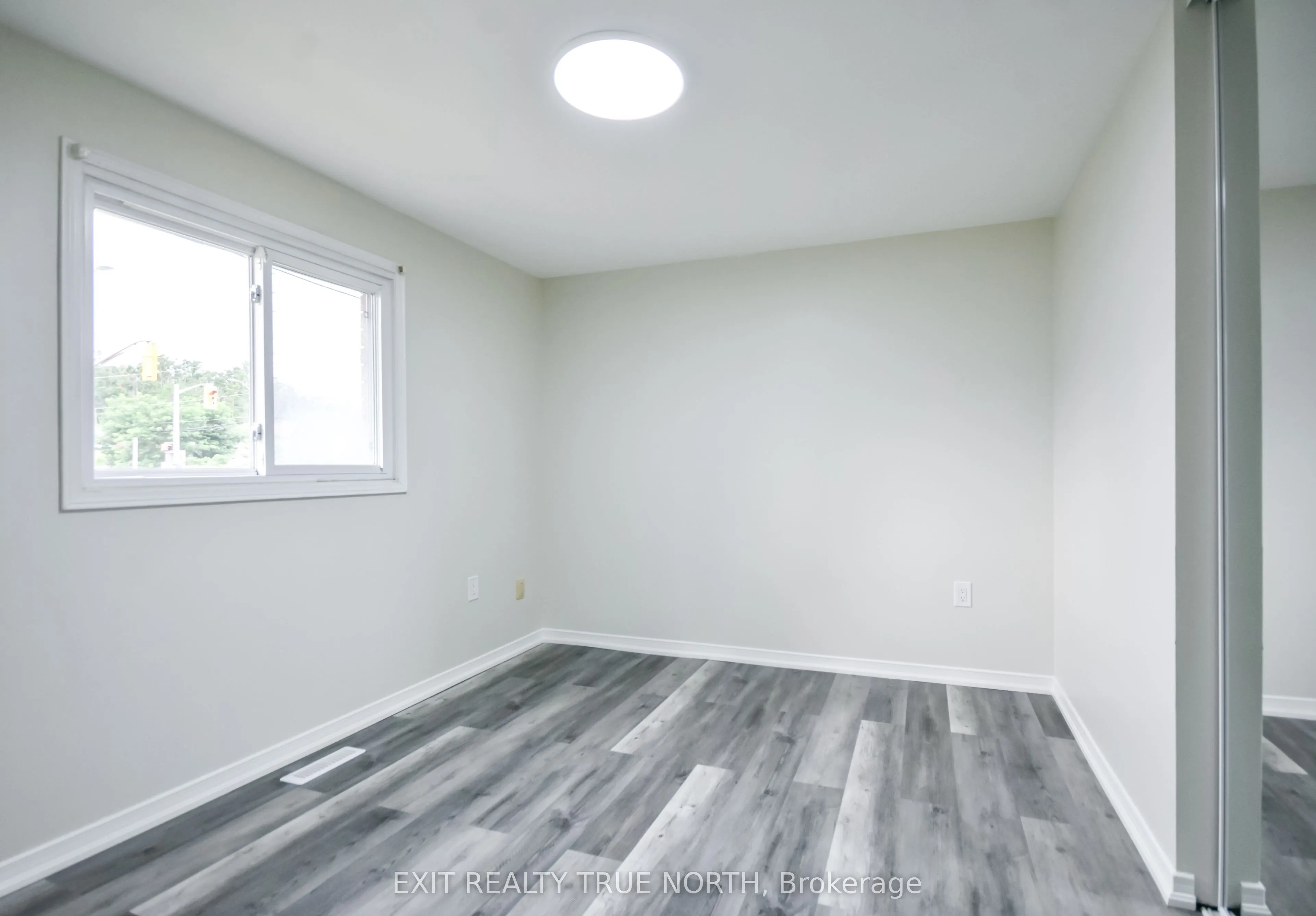 426 Sunnidale Road