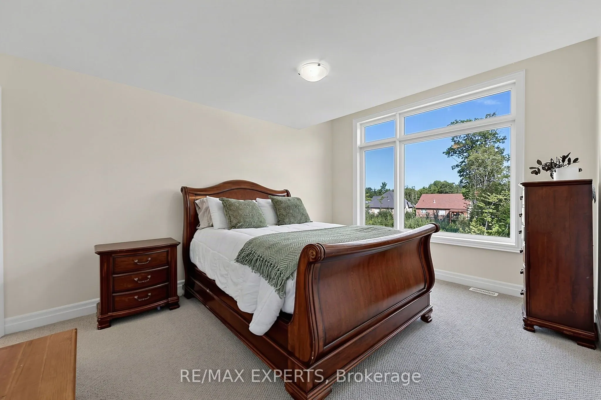 222 Mapleside Drive