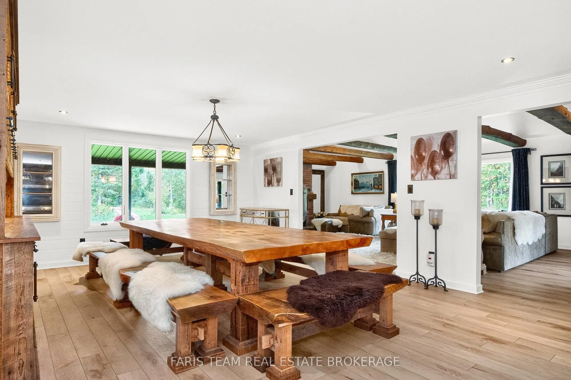 1076 Beaver Lane