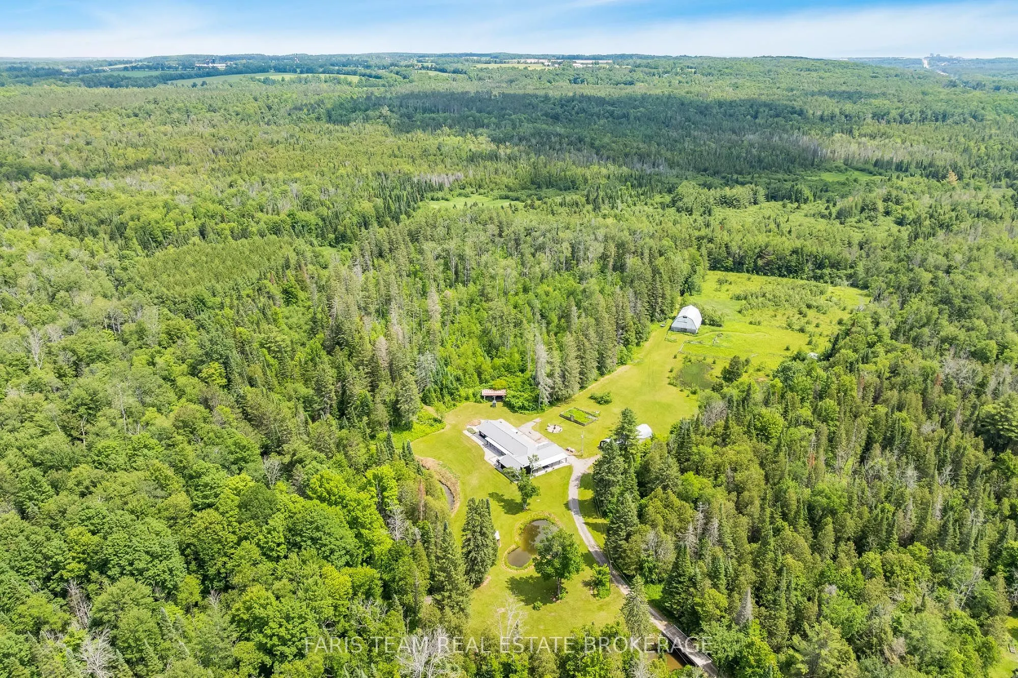 1076 Beaver Lane