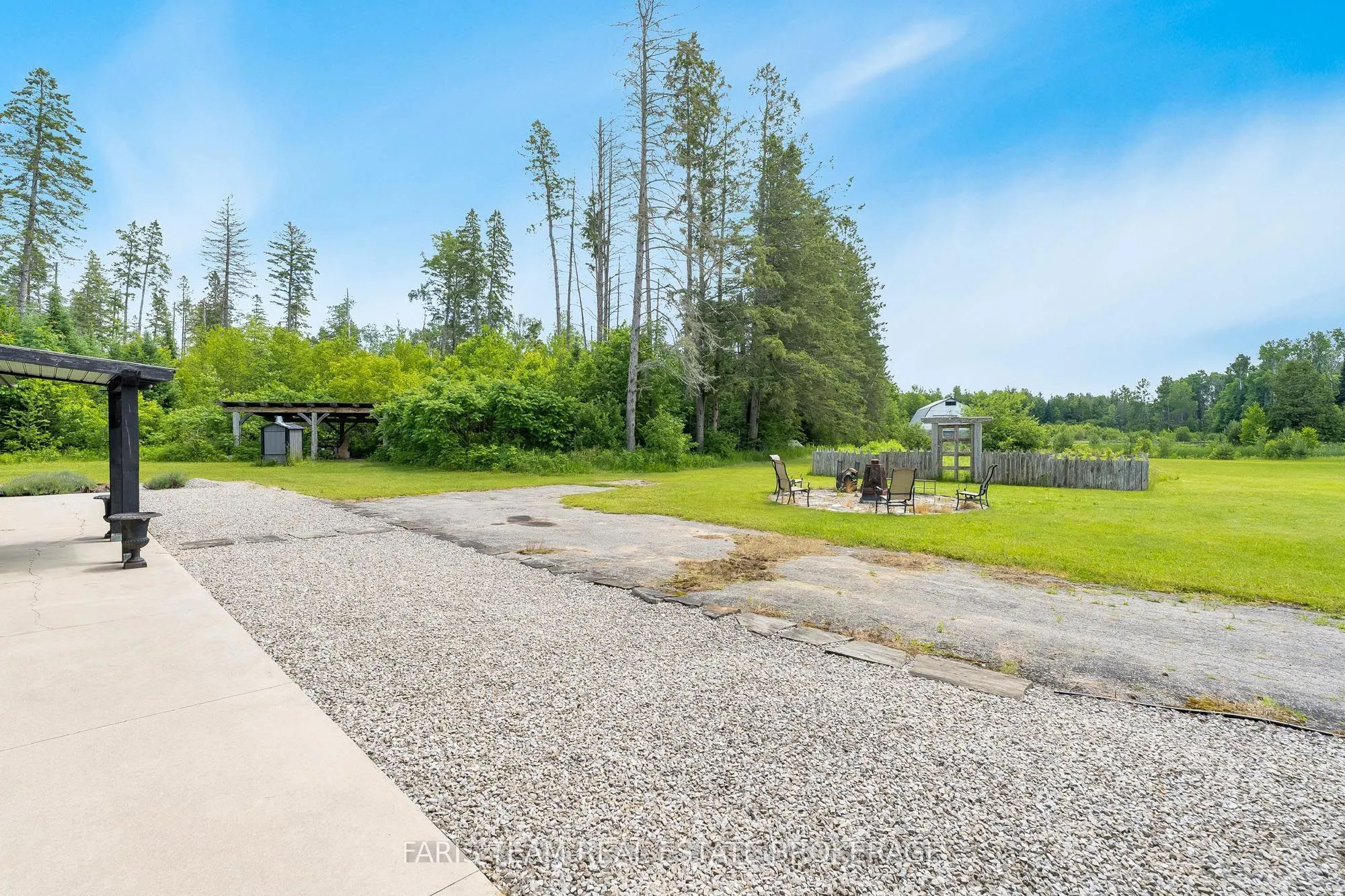 1076 Beaver Lane