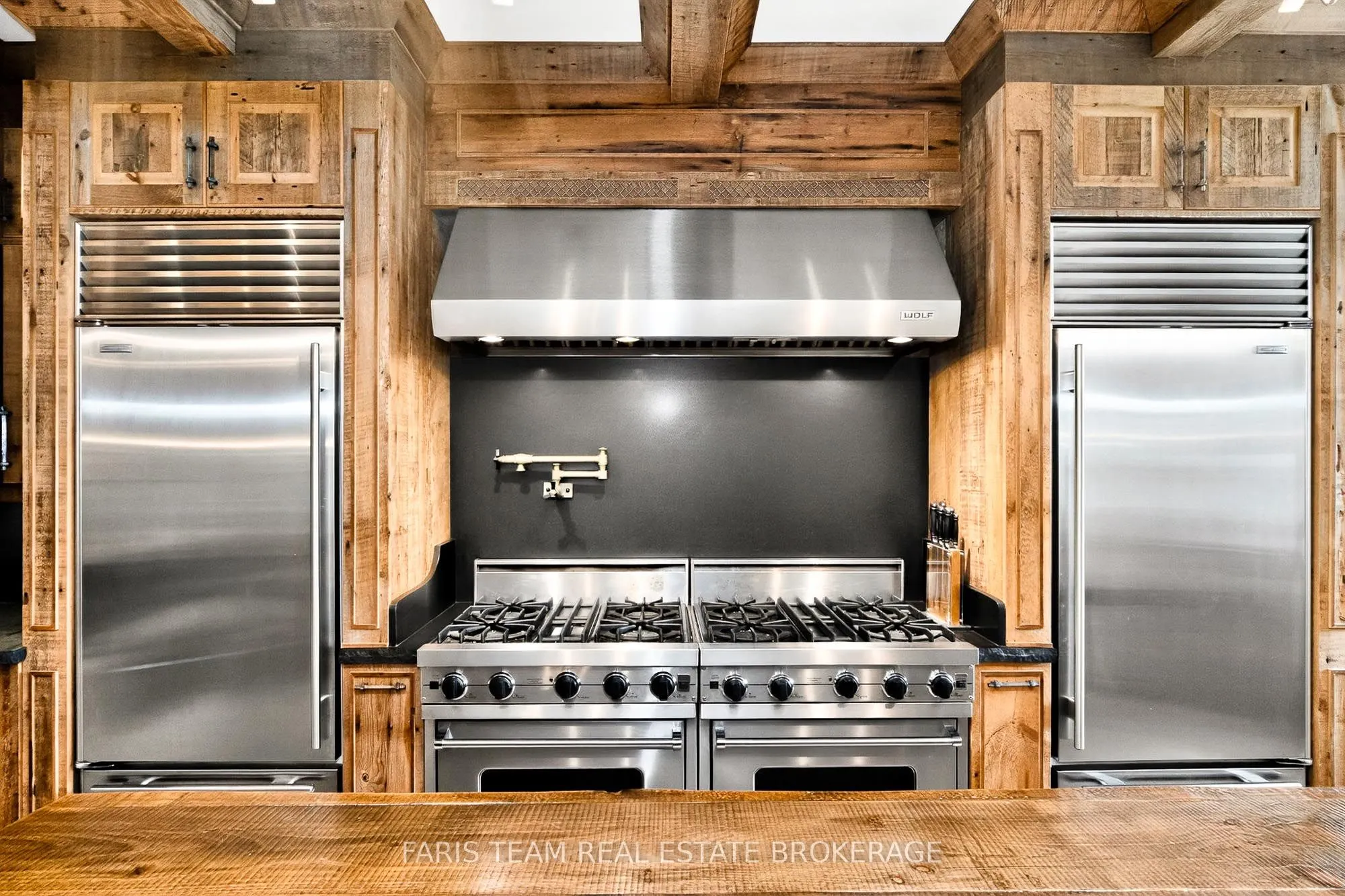 1076 Beaver Lane