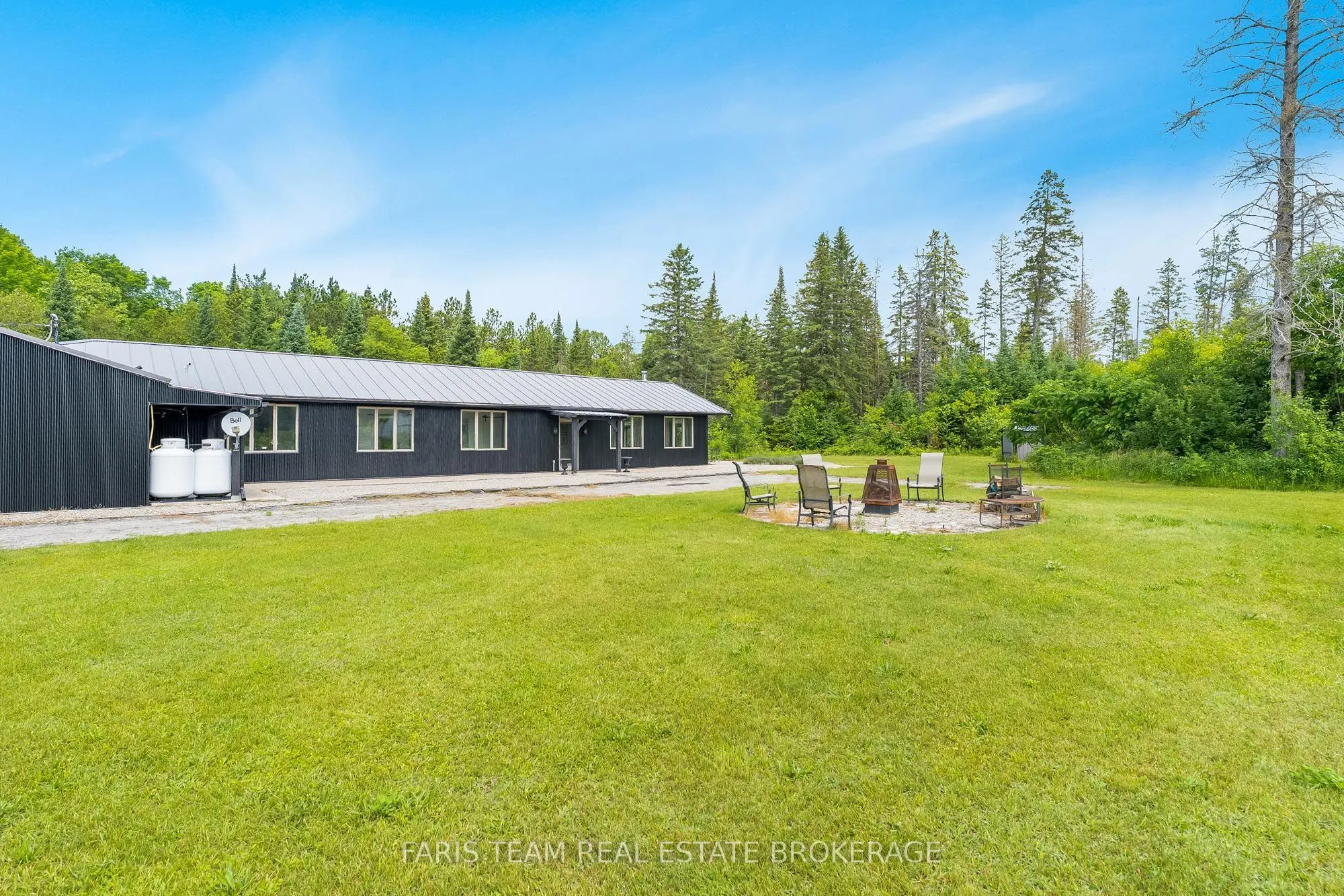 1076 Beaver Lane