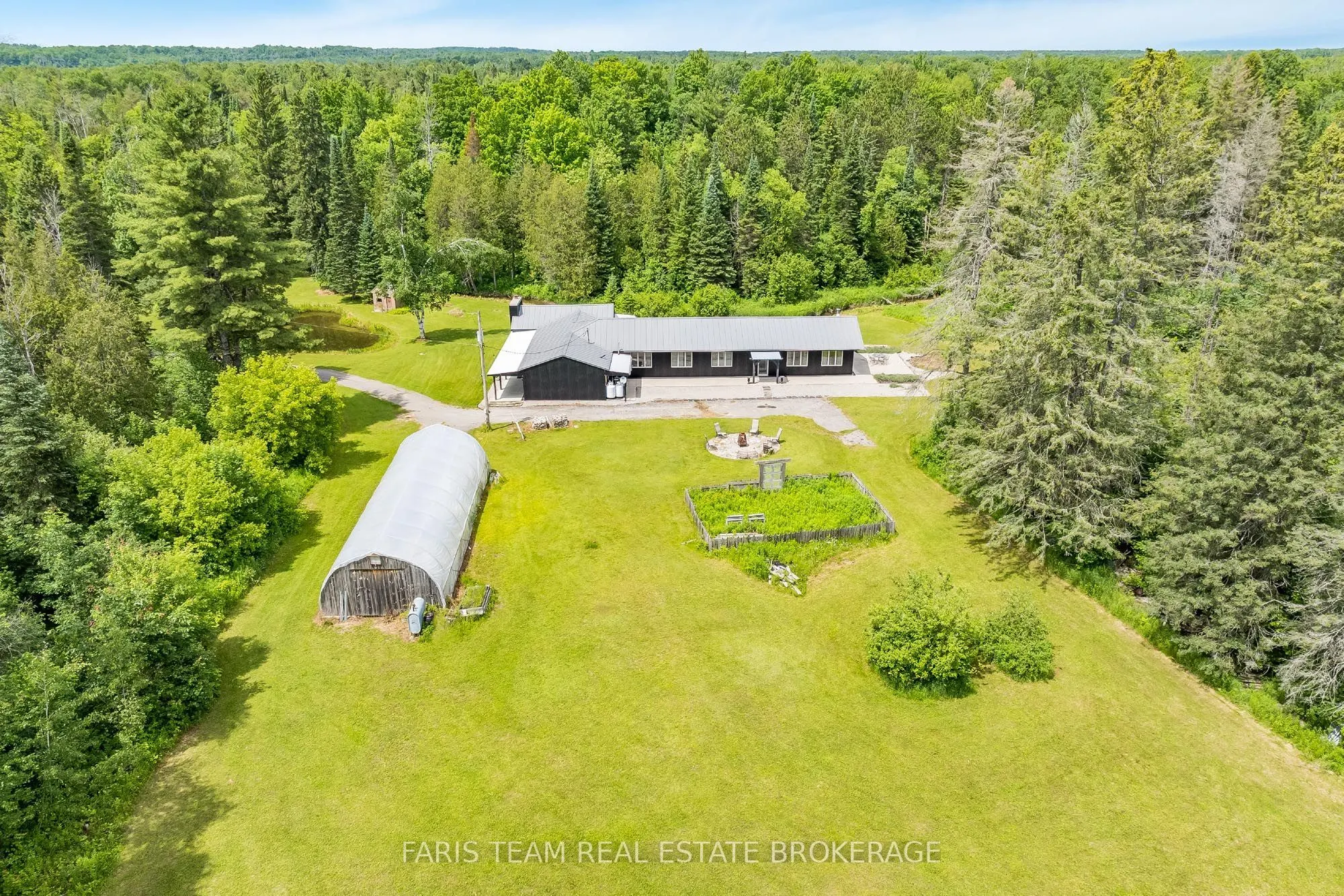 1076 Beaver Lane