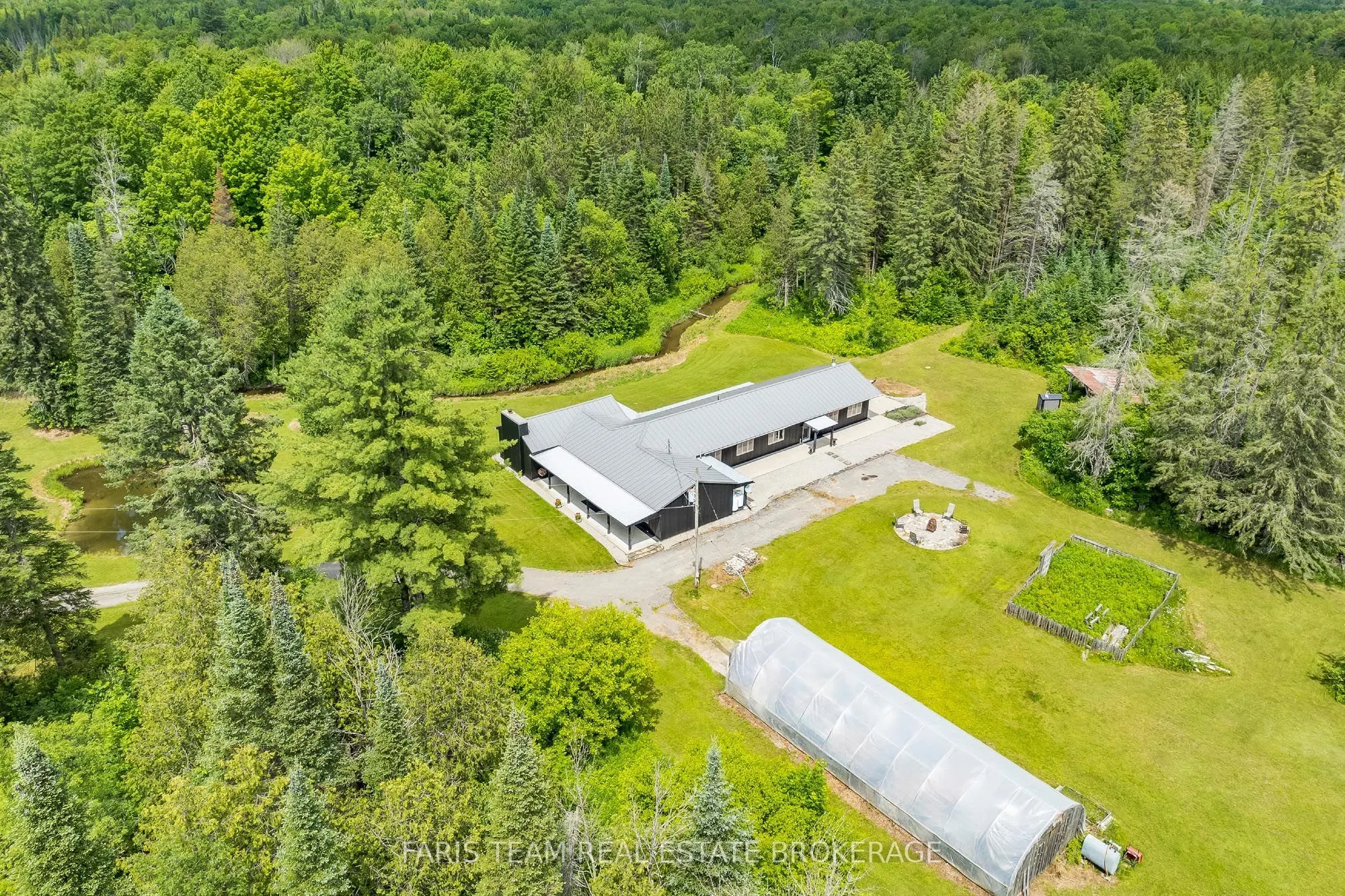 1076 Beaver Lane