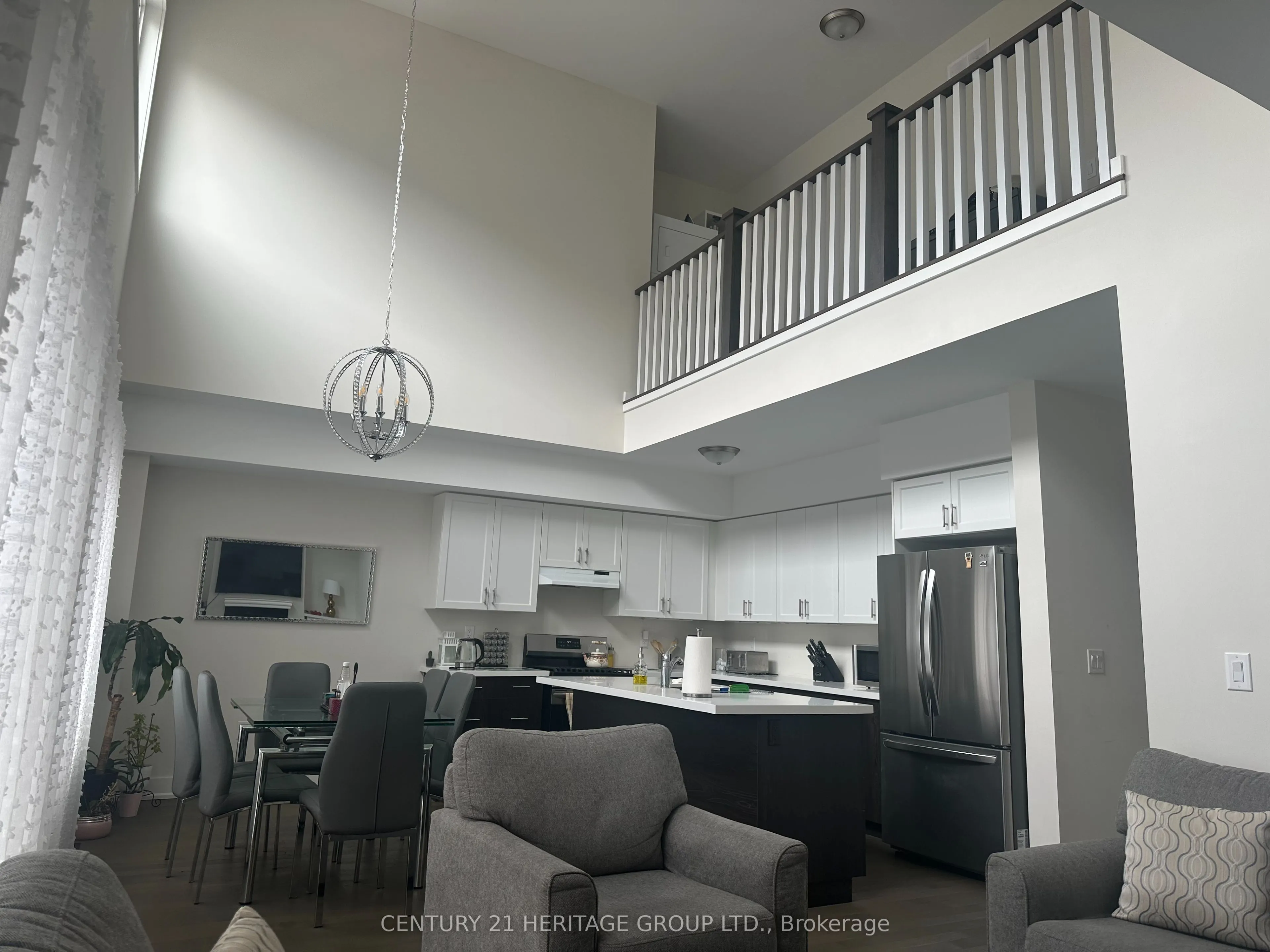 32 Ruby Crescent