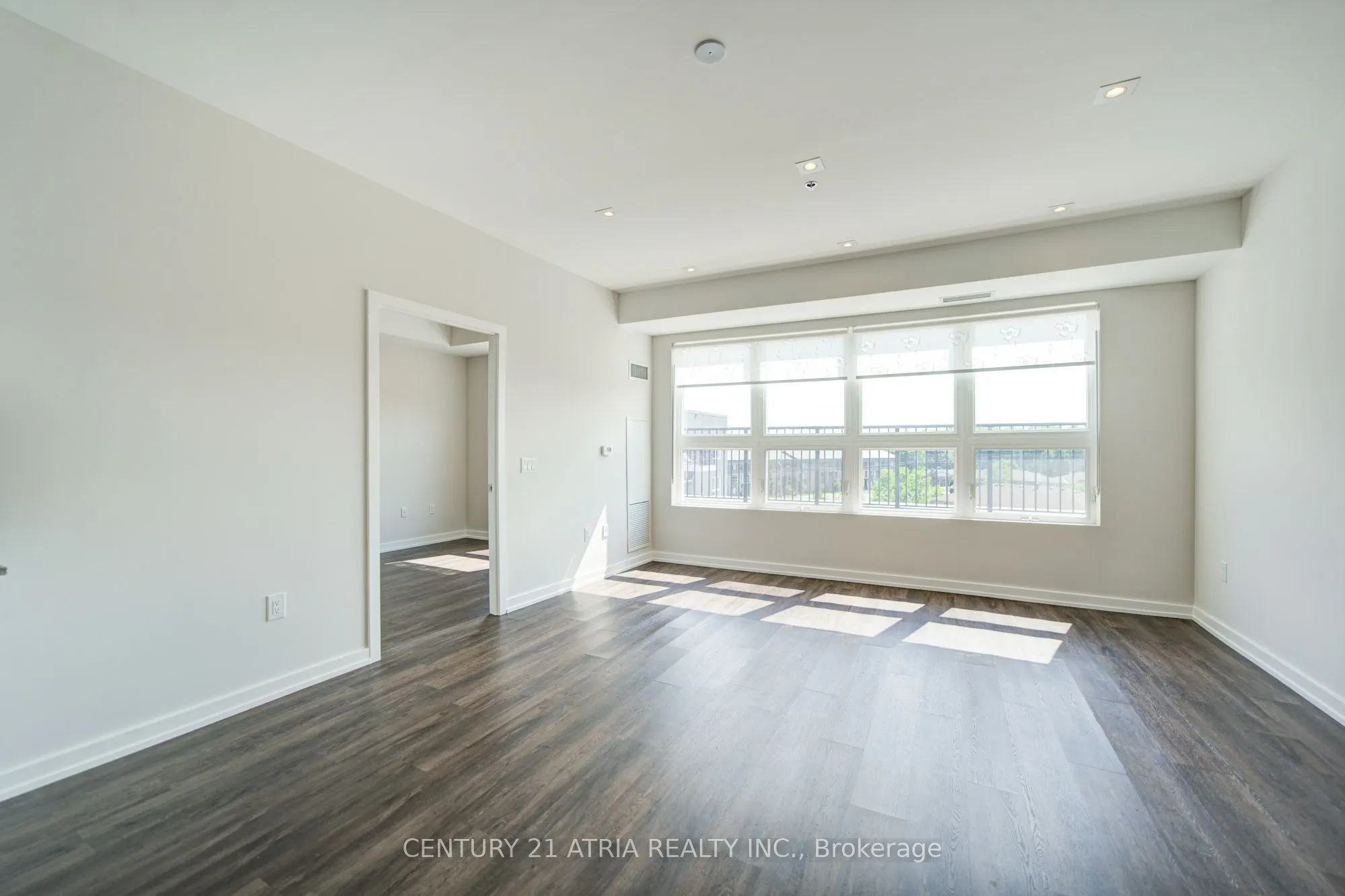 430 Essa Road NE #402