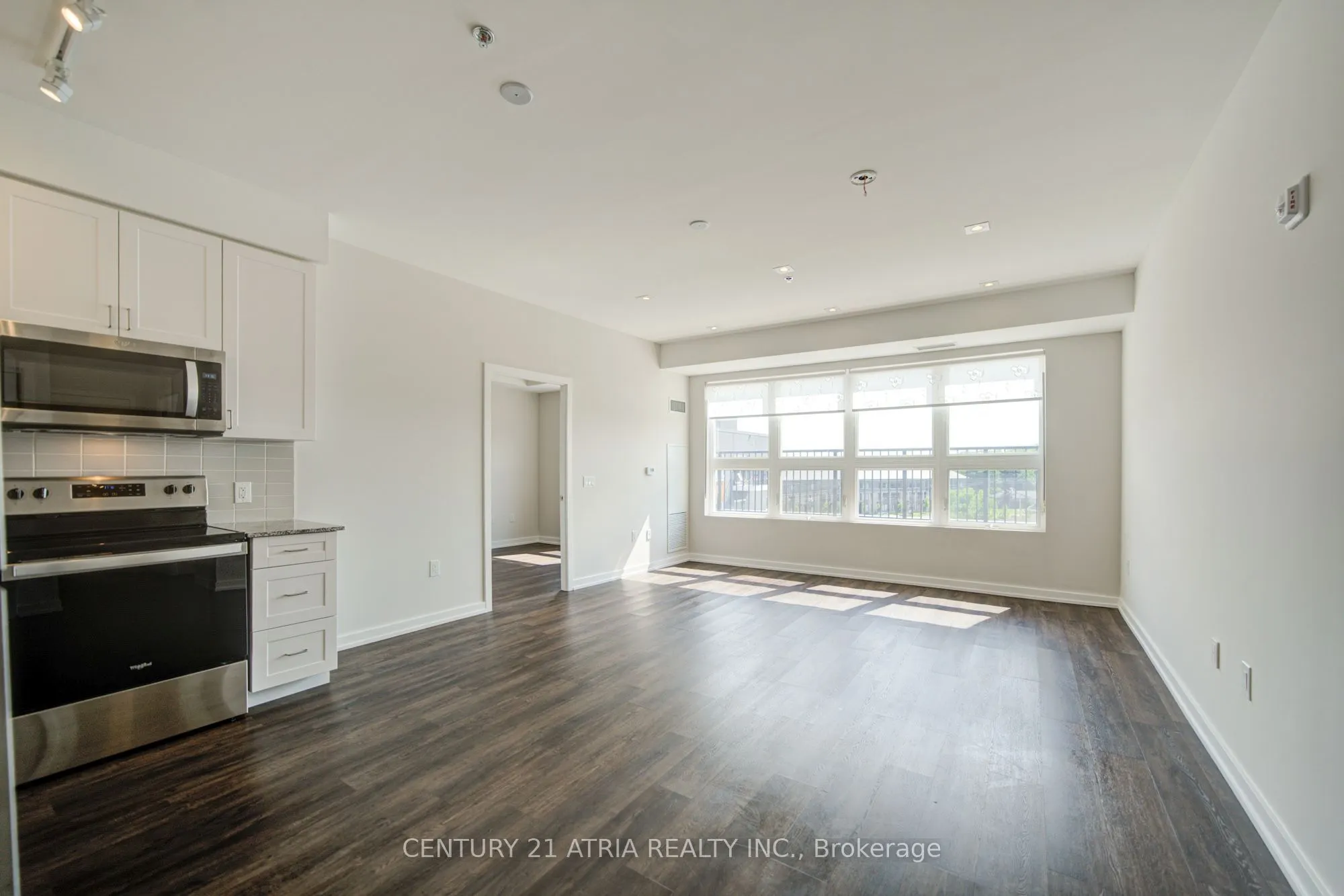 430 Essa Road NE #402