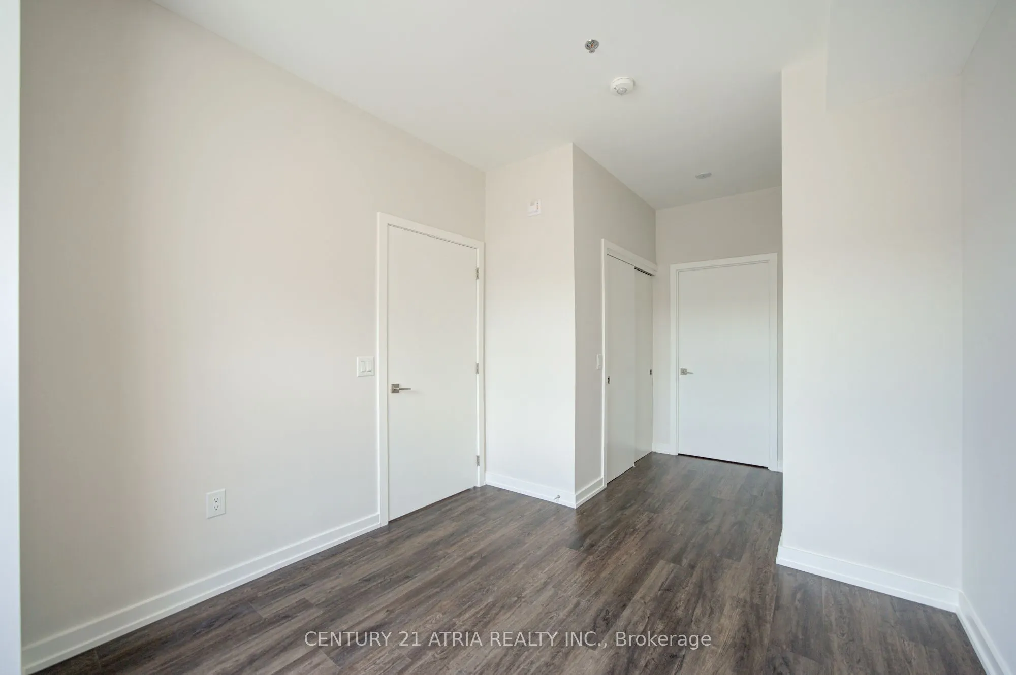 430 Essa Road NE #402