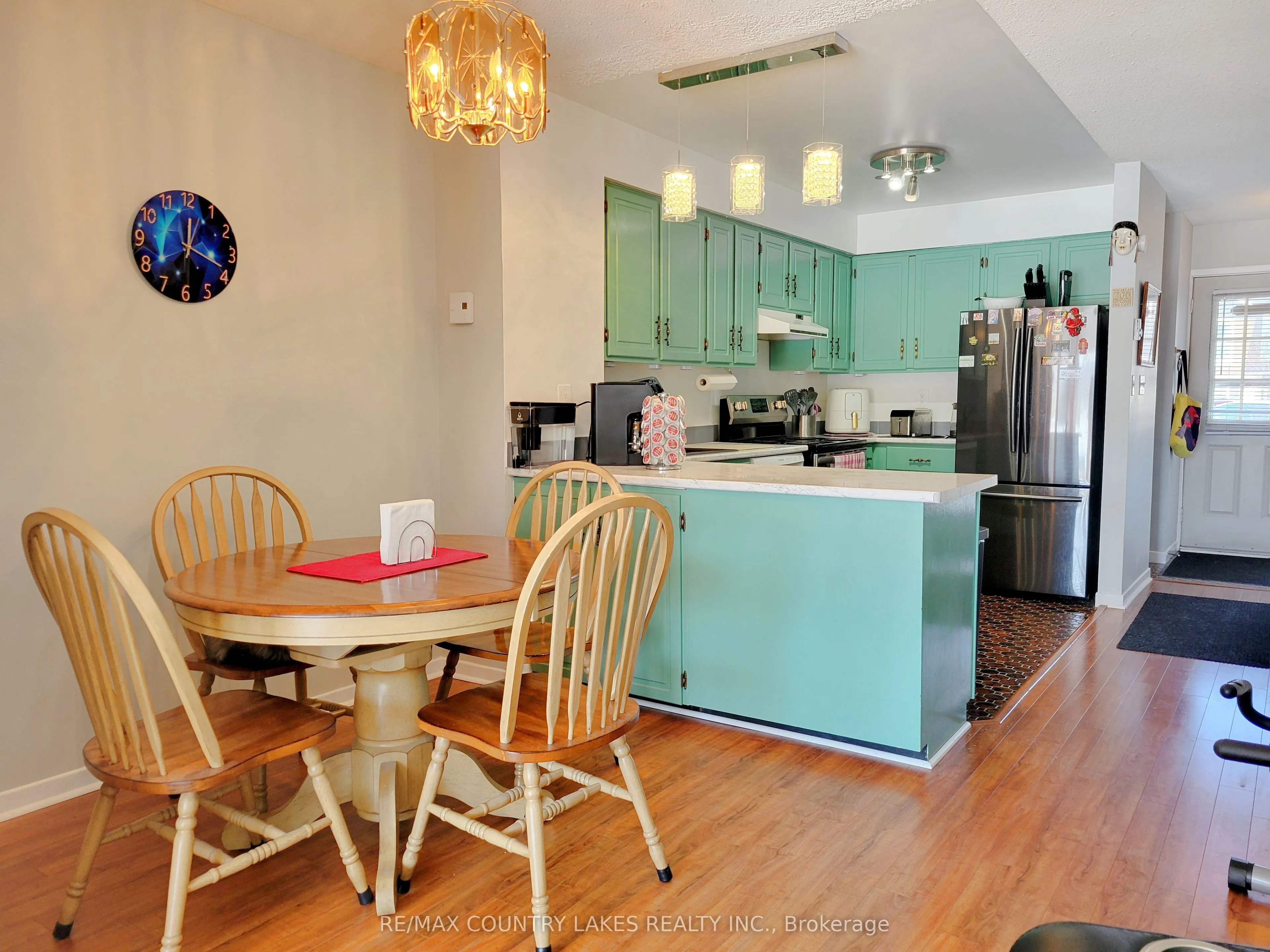 4 Paradise Boulevard #3