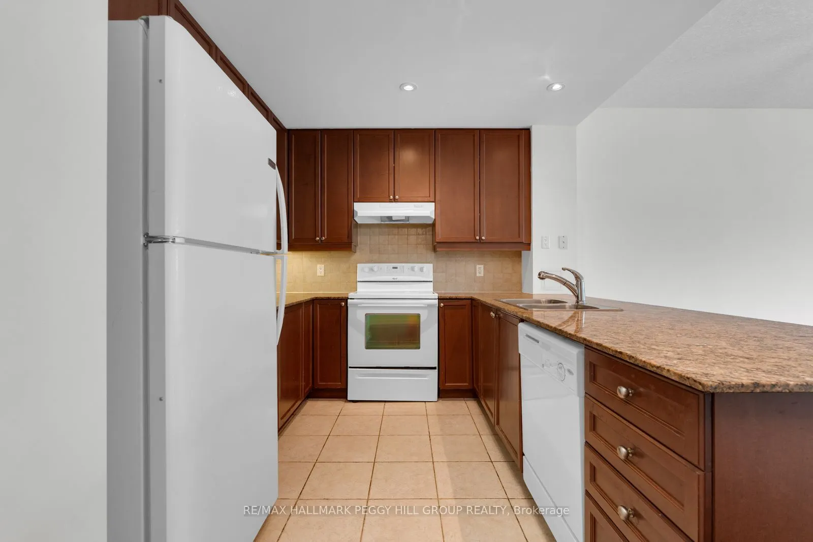 37 Ellen Street #1303