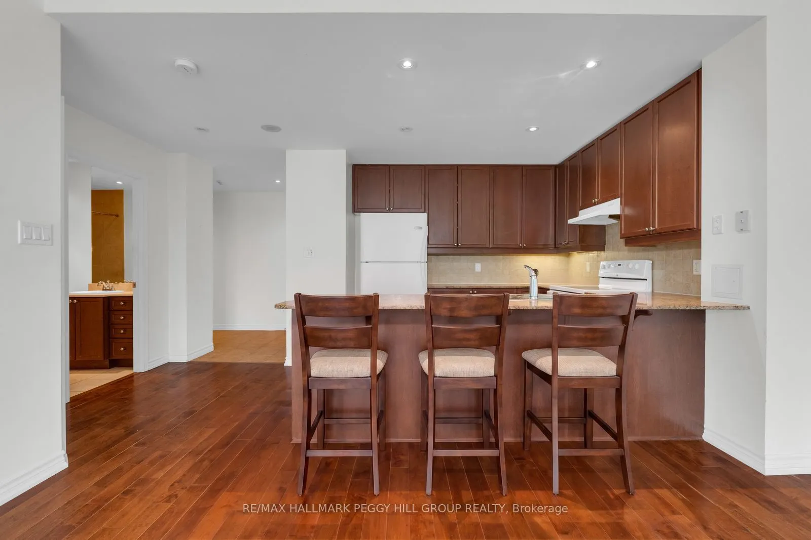 37 Ellen Street #1303