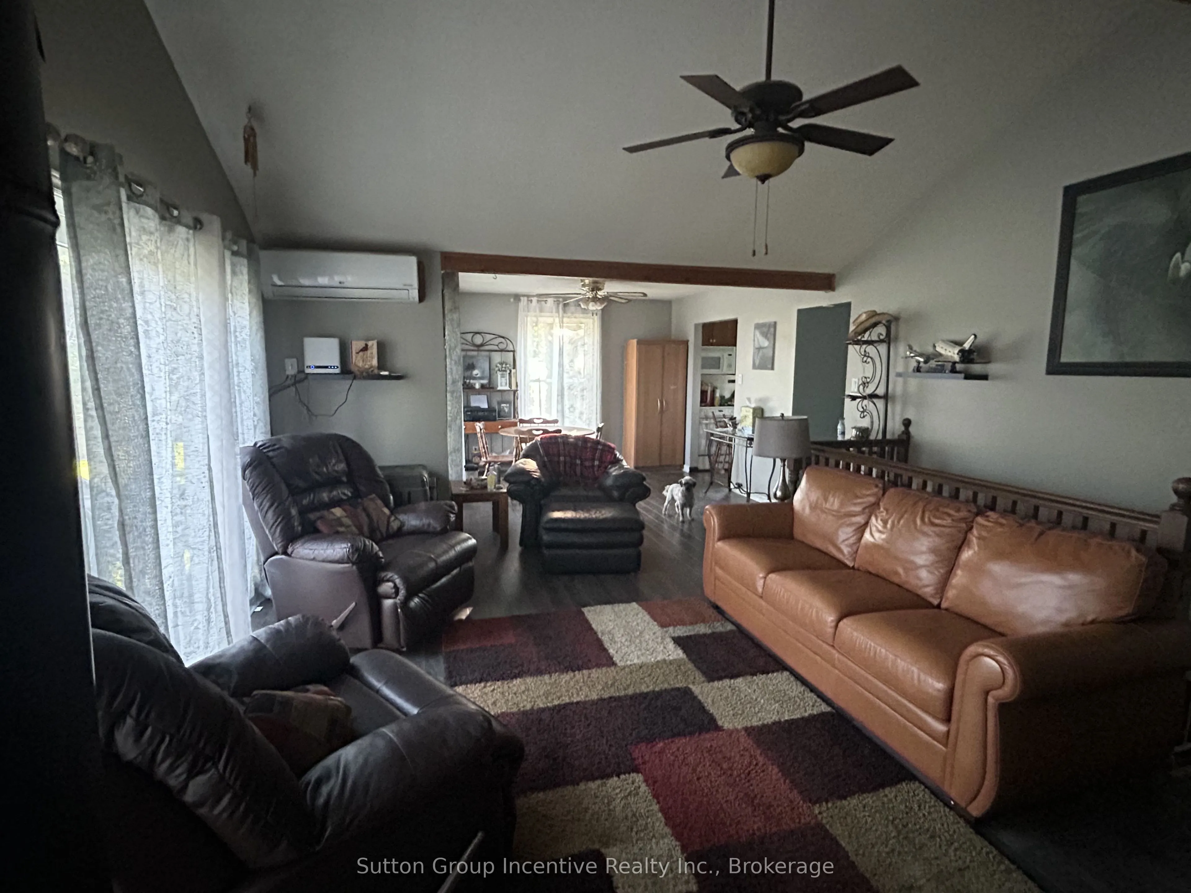 3985 Joyland Drive