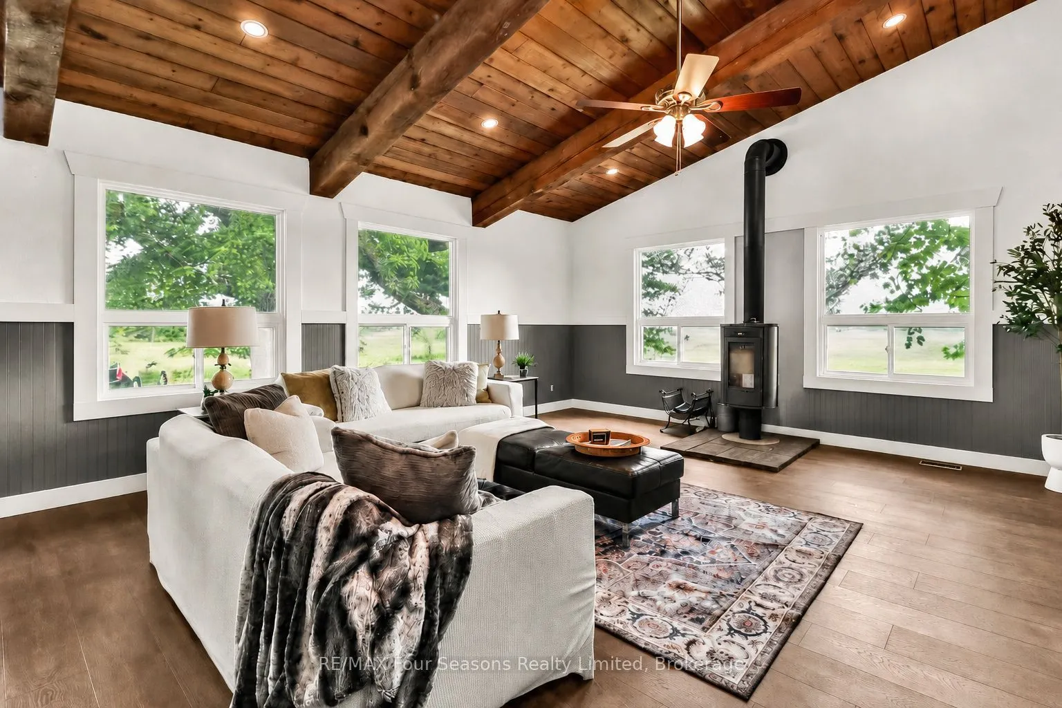7363 Sideroad 33 34 Road