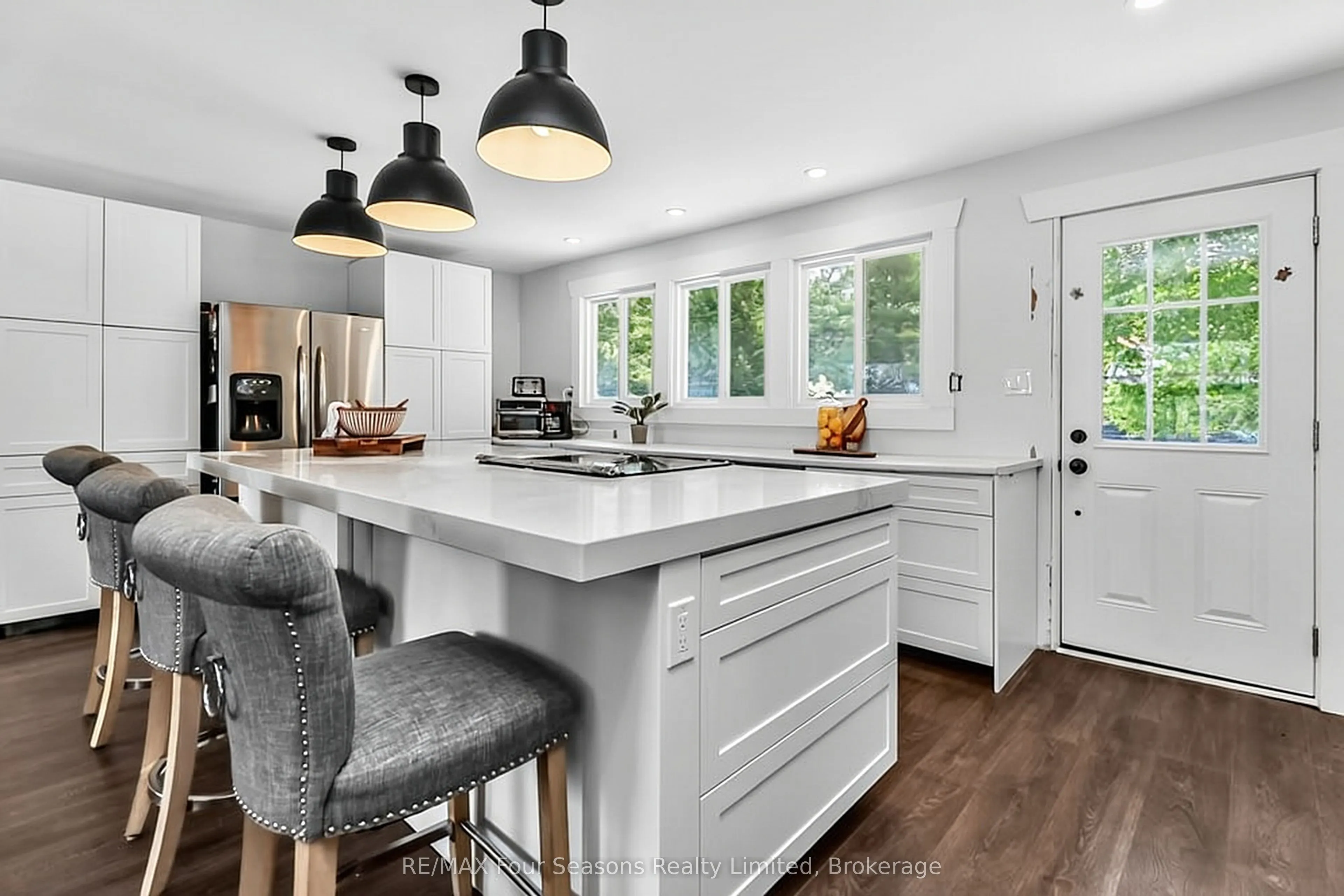 7363 Sideroad 33 34 Road