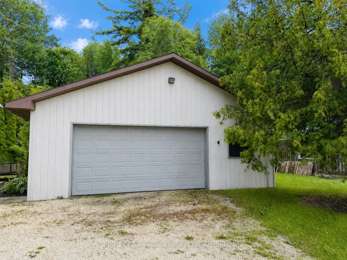 7363 Sideroad 33 34 Road