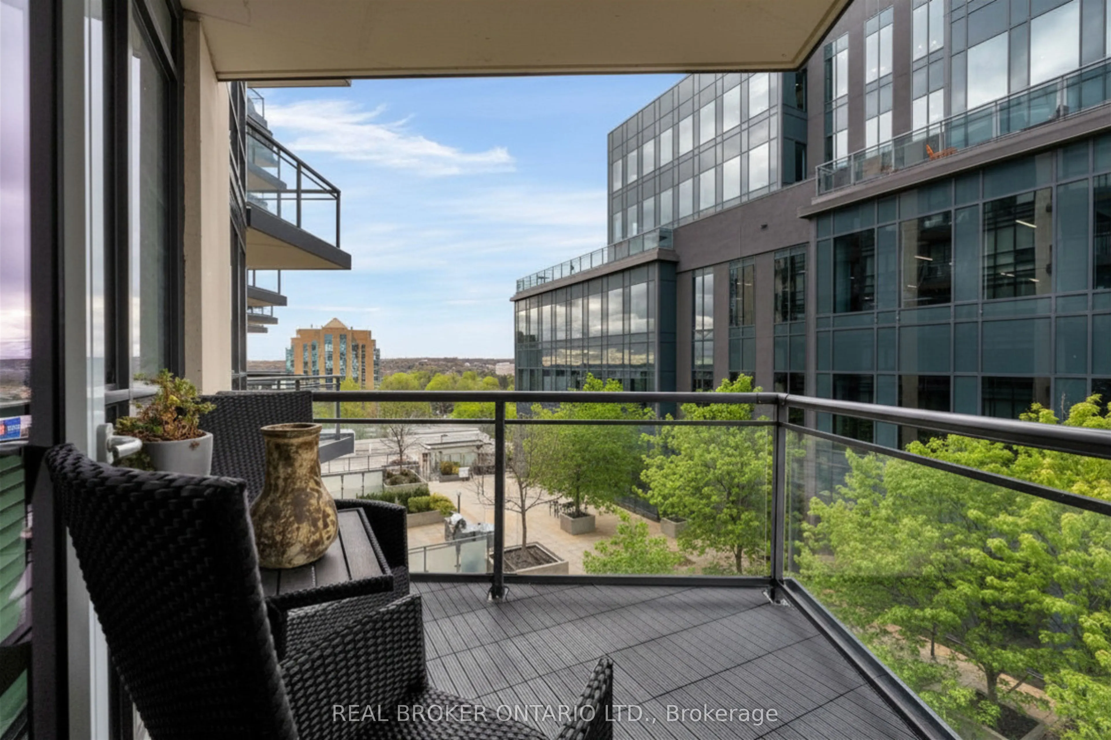 111 Worsley Street ##503