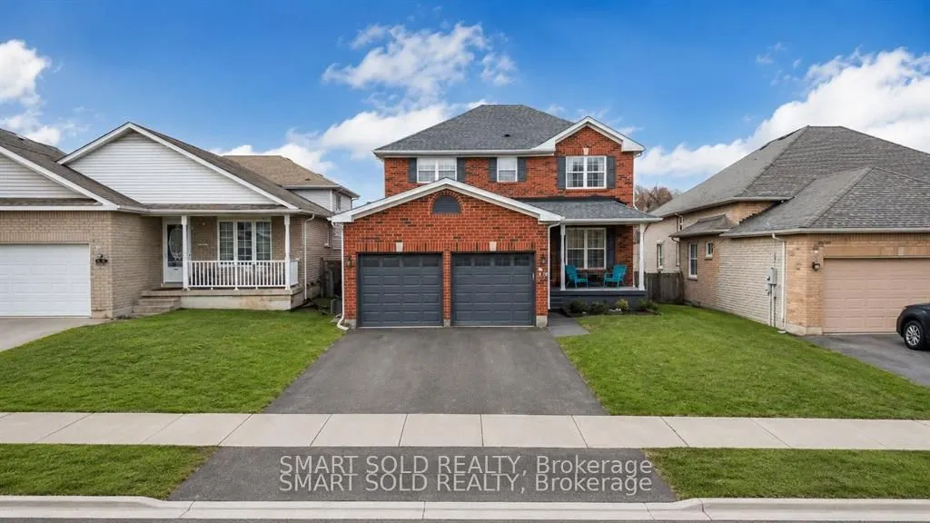 28 Leggott Avenue #Upper Bedroom