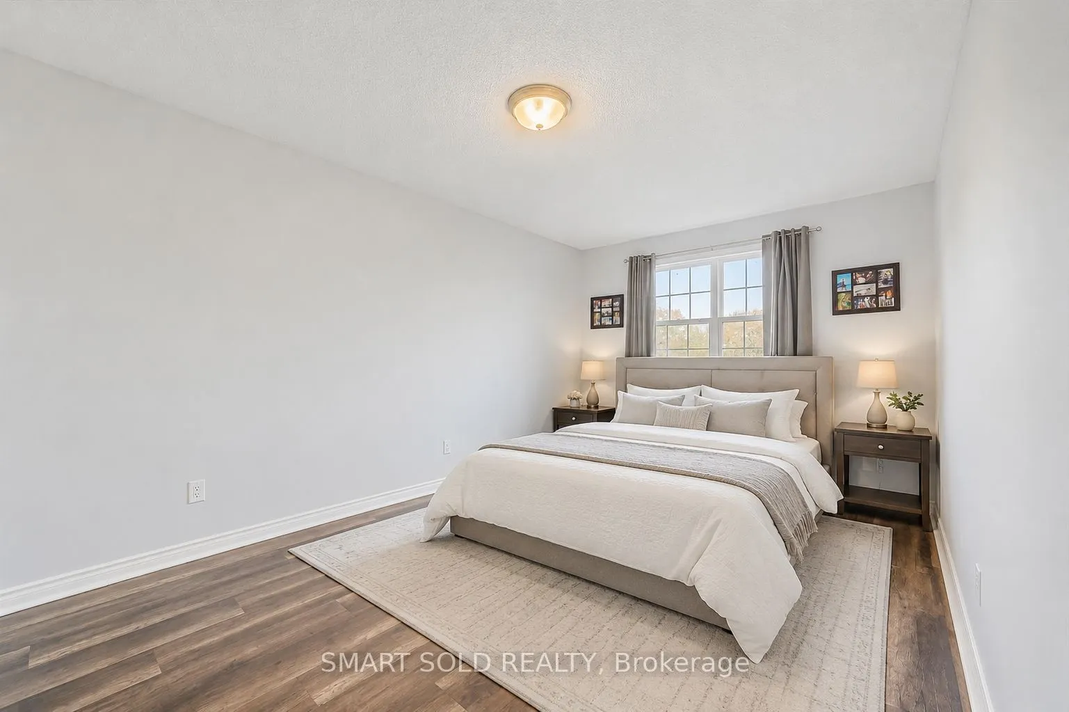 28 Leggott Avenue #Upper Bedroom