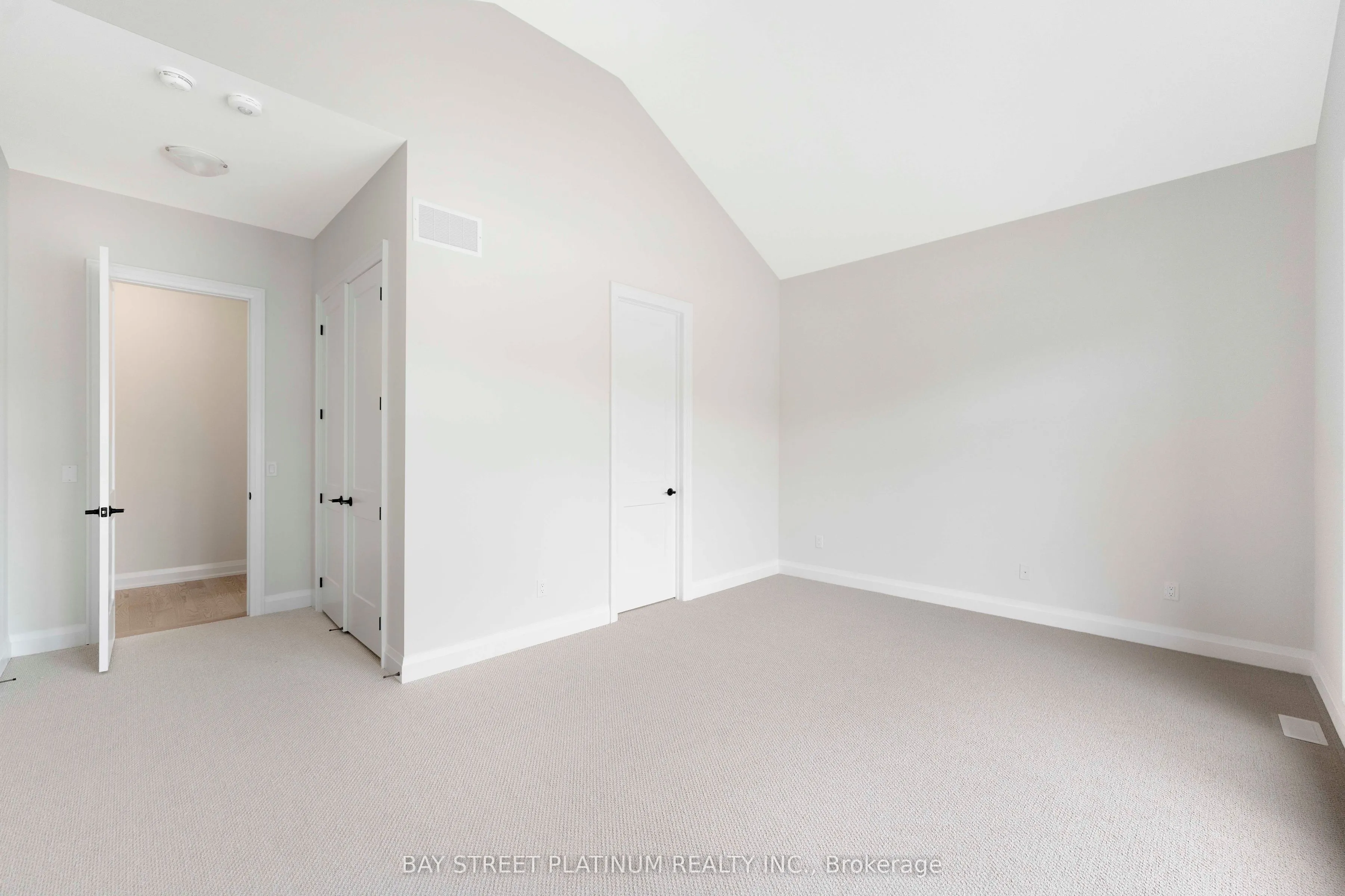 15 Radome Drive