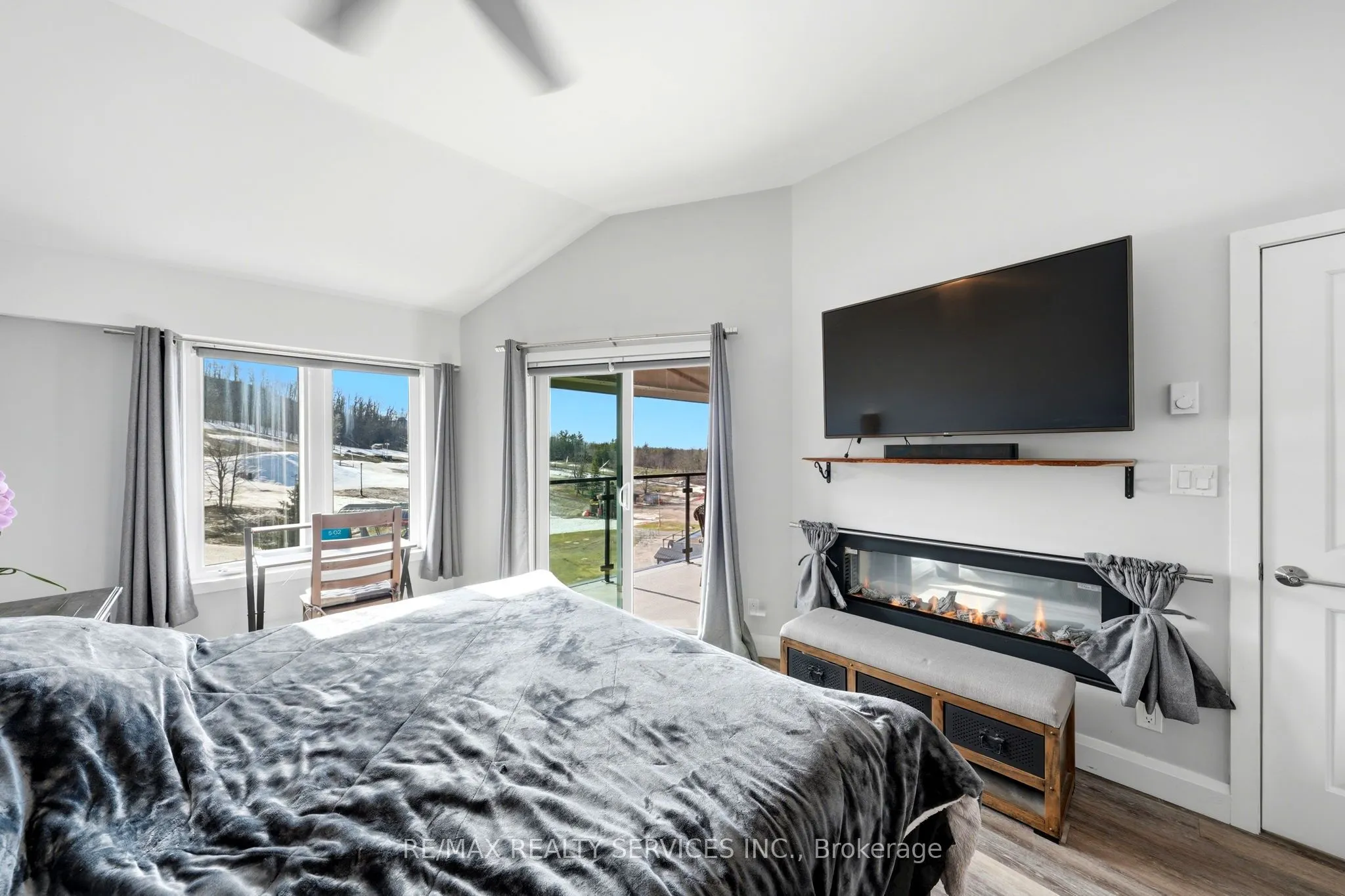 80 Horseshoe Boulevard #501