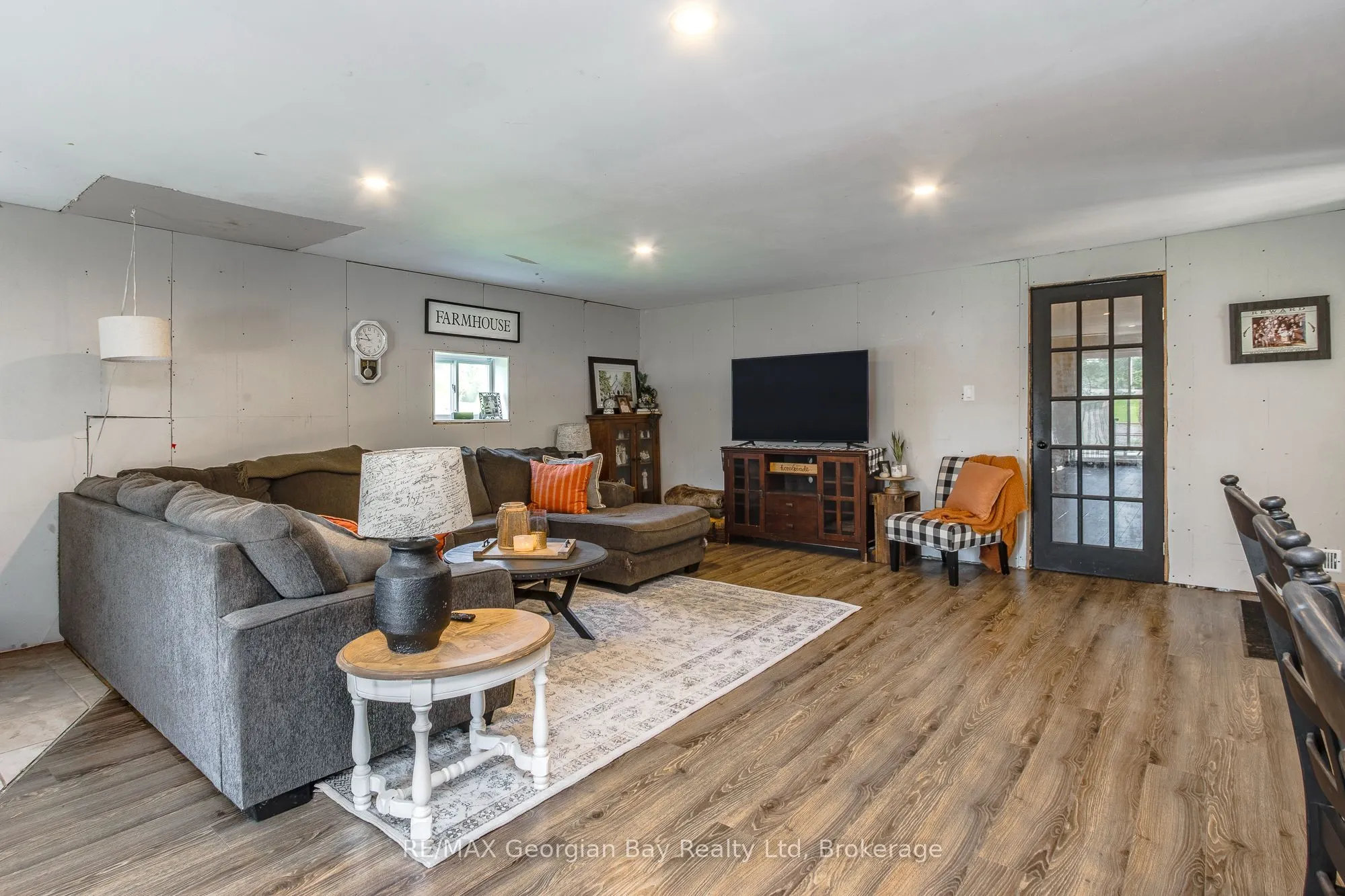 1046 Henry Street