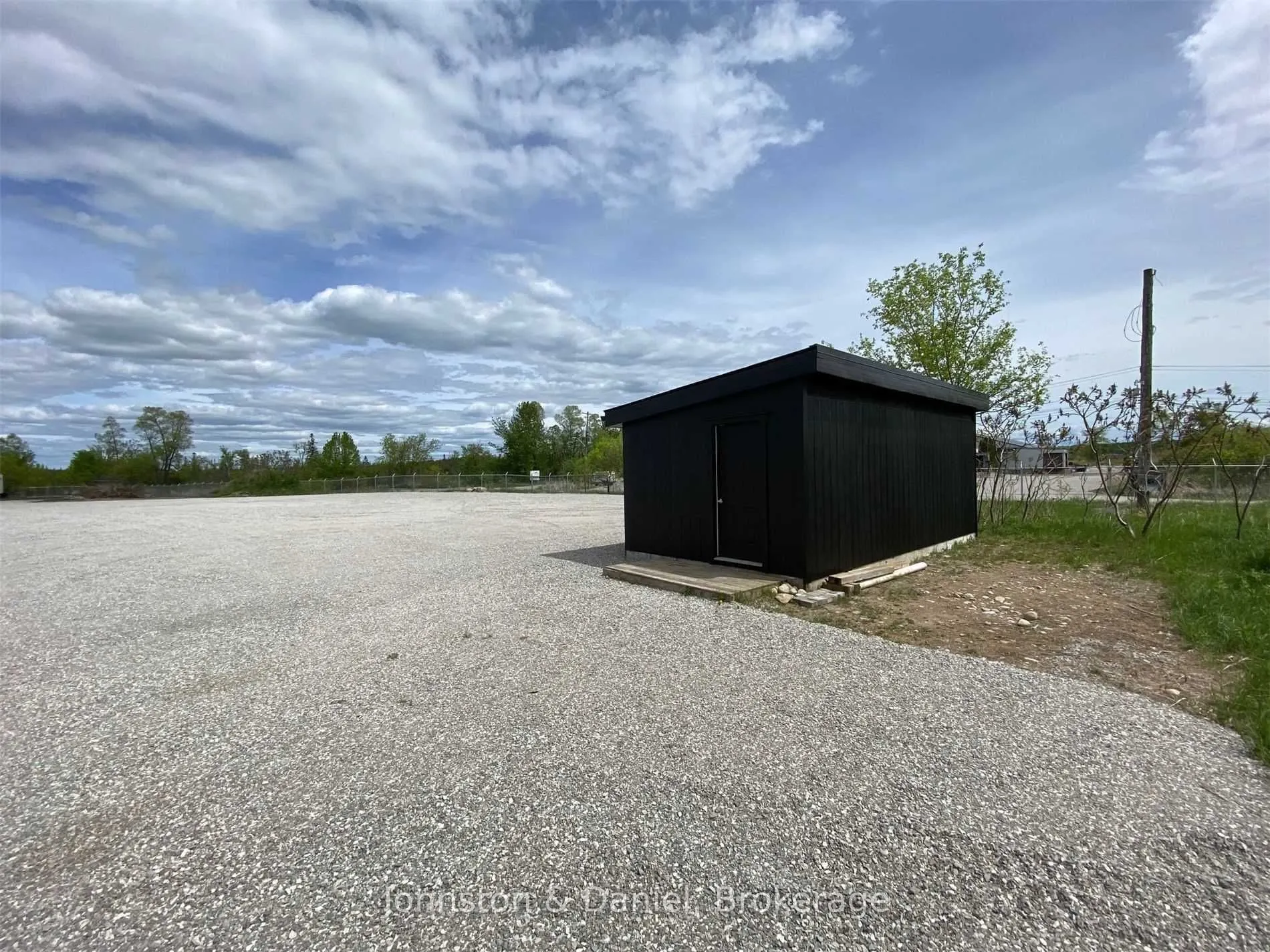15 Forest Plain Road