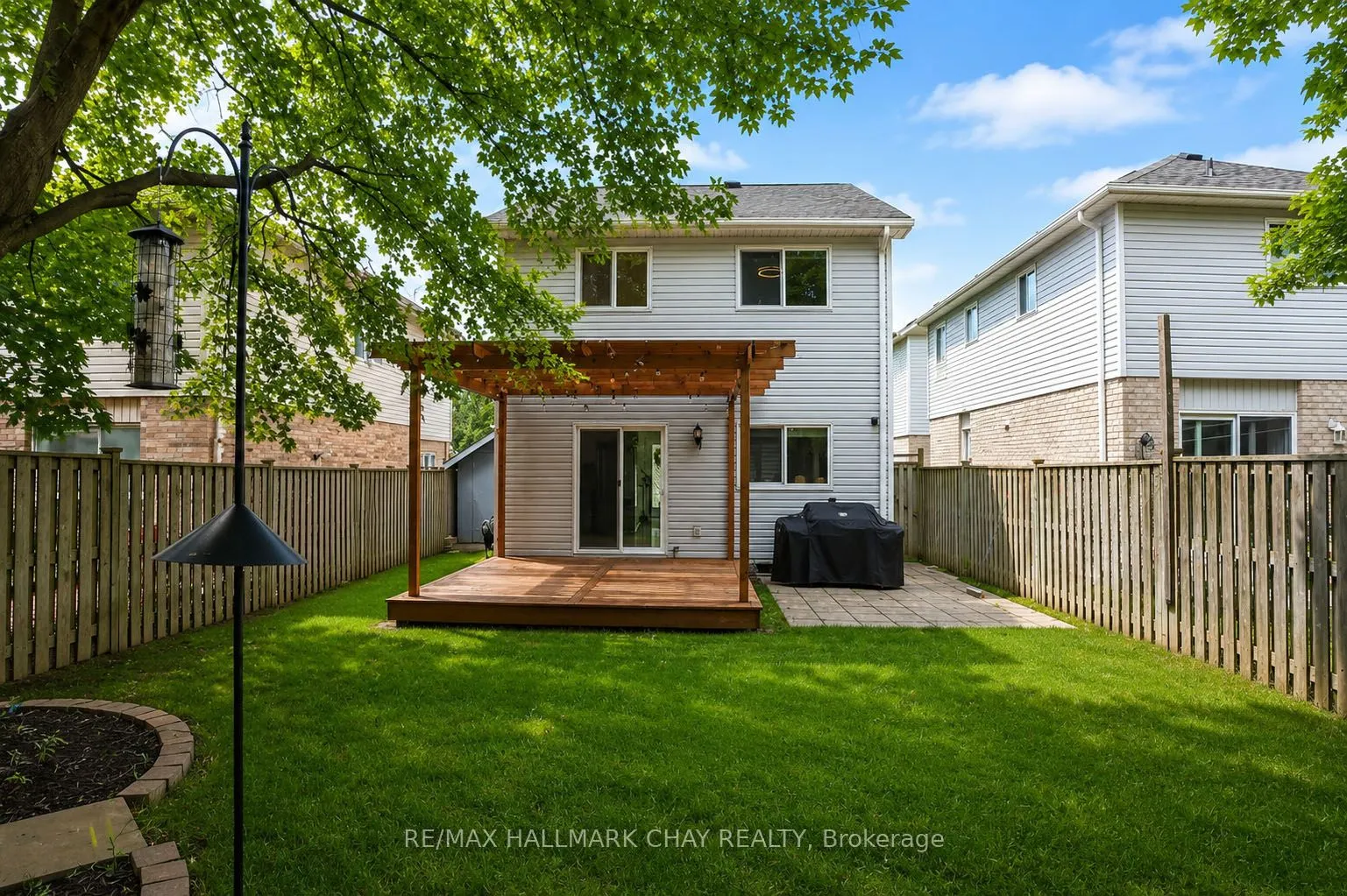 100 Copeman Crescent