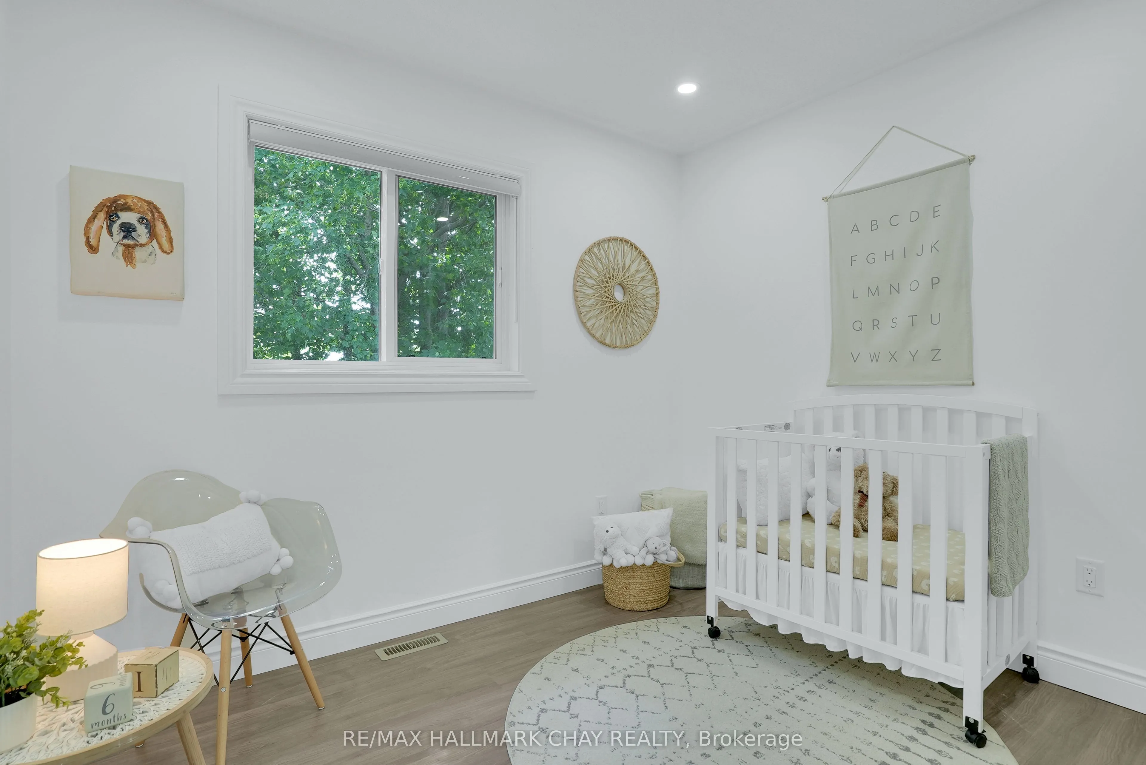 100 Copeman Crescent