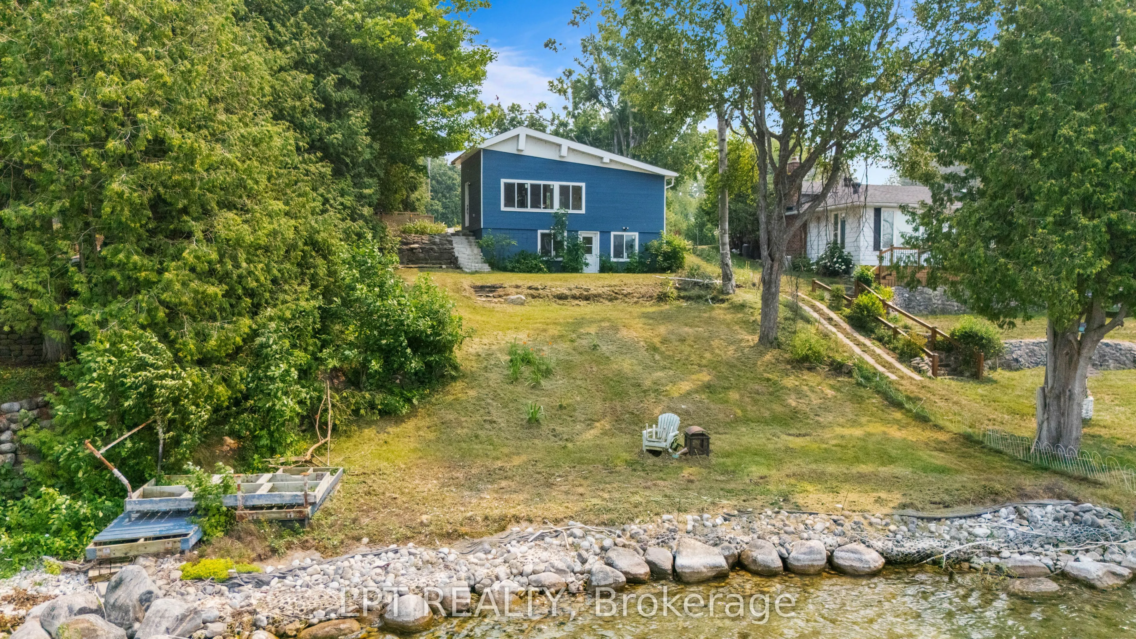 47 Moon Point Drive