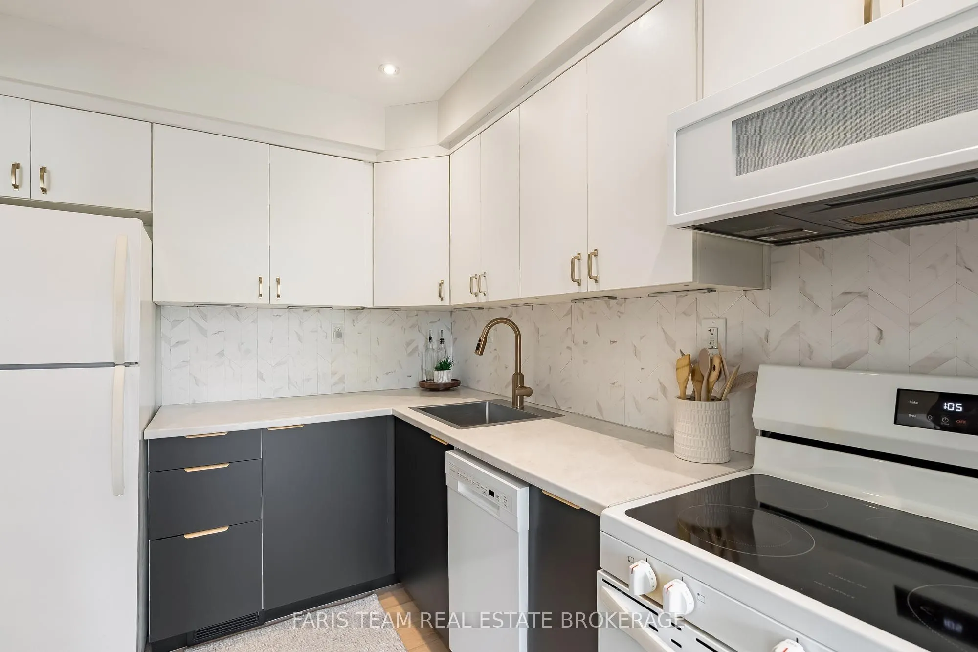 778 William Street #58