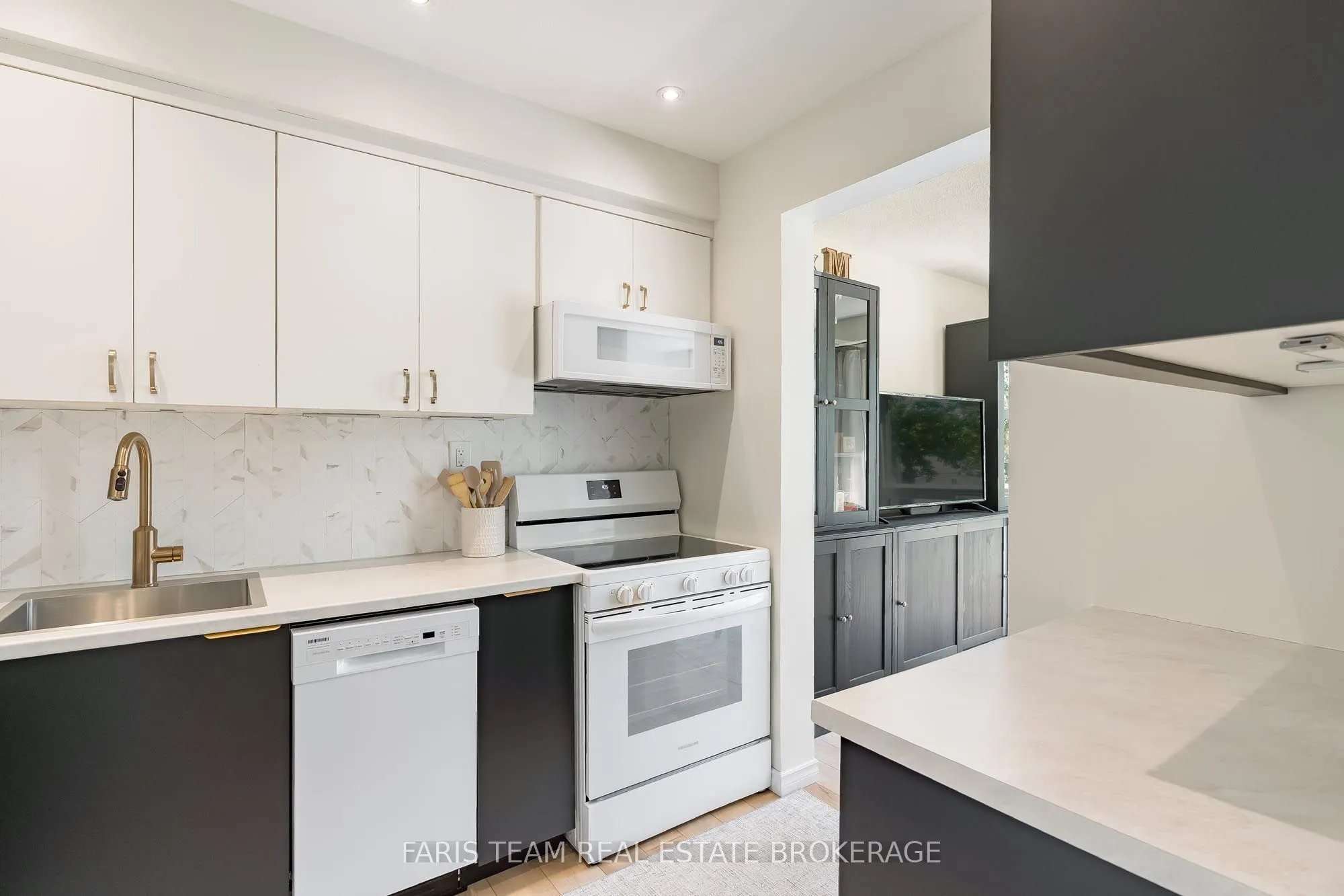 778 William Street #58