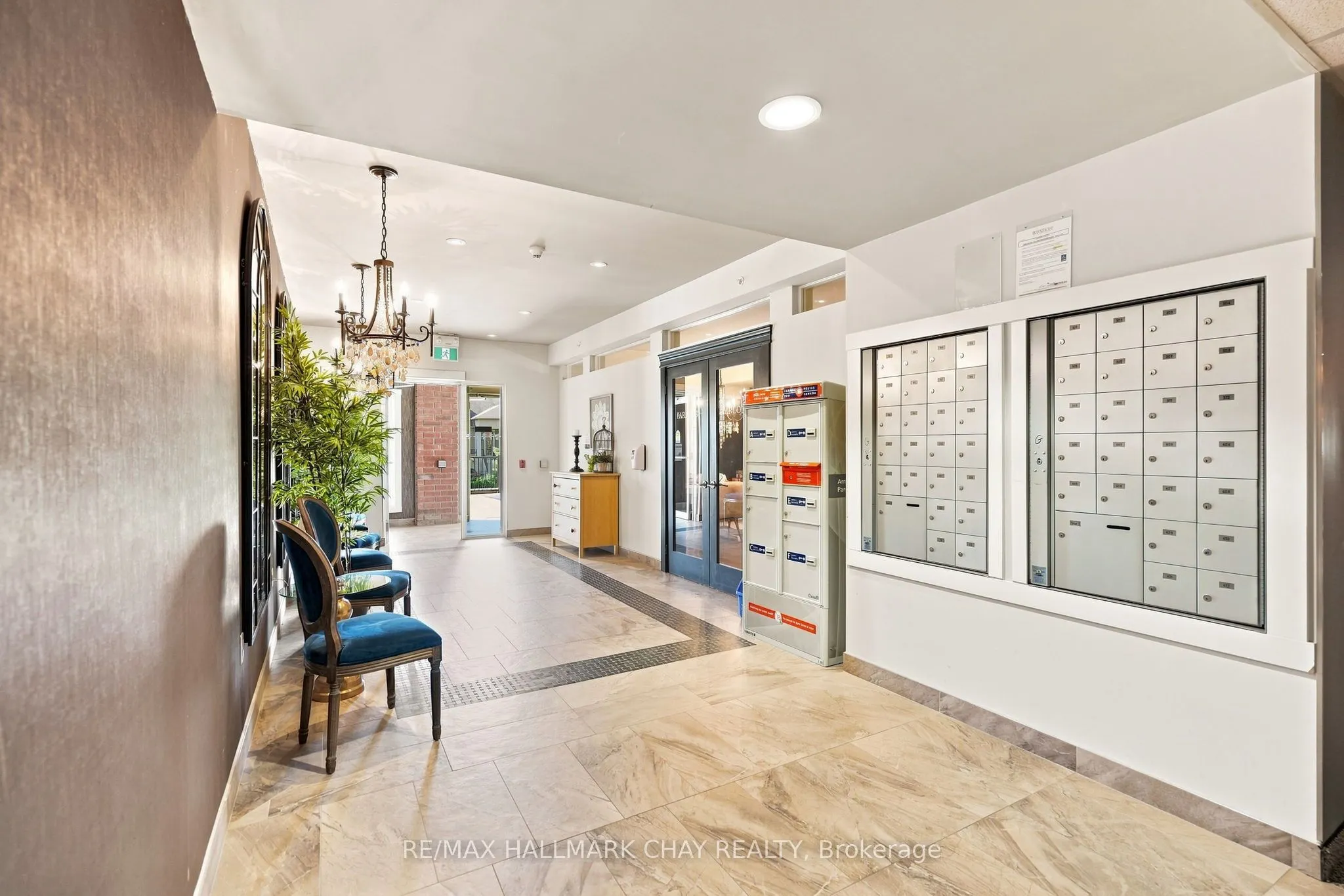 5 Greenwich Street #207