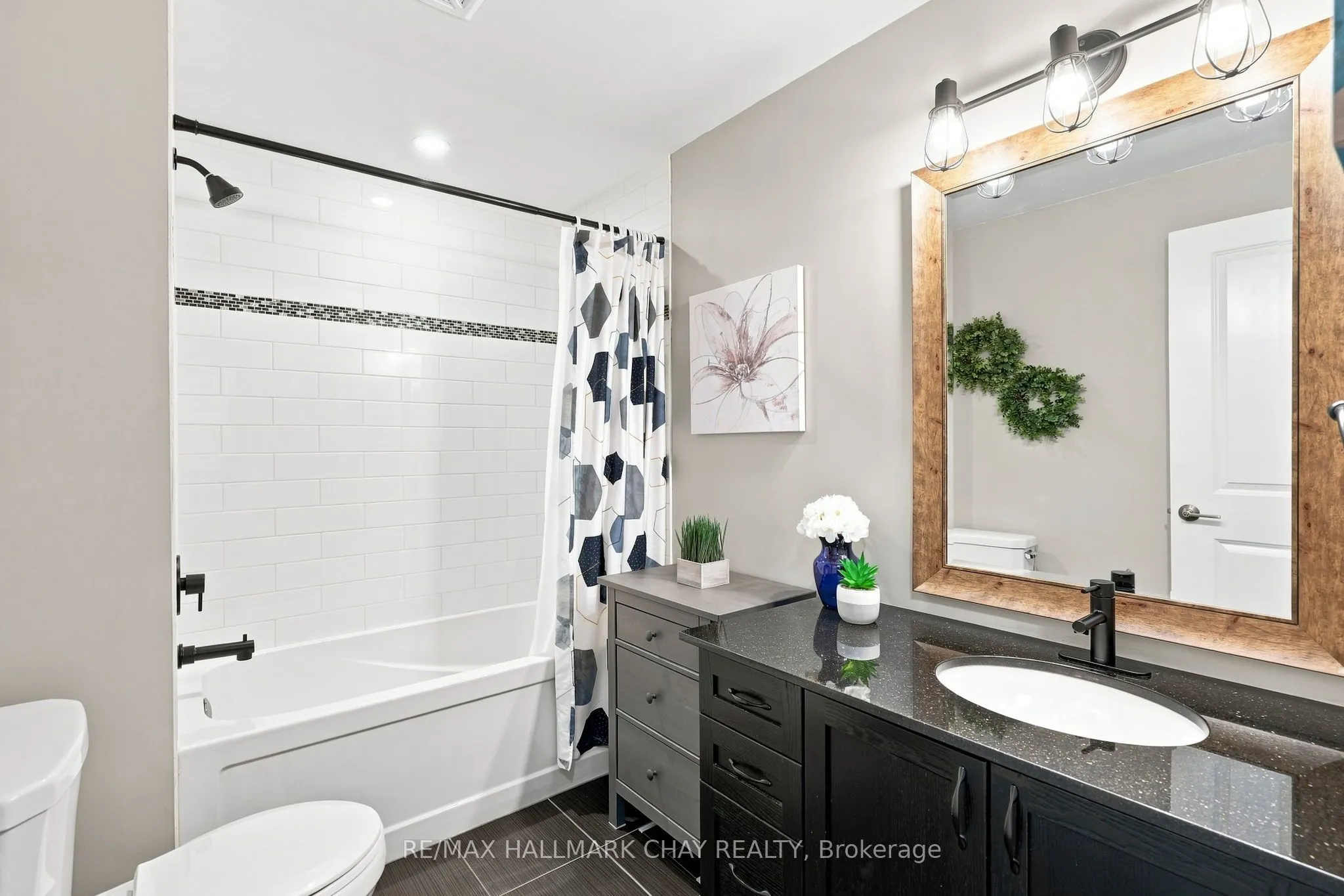 5 Greenwich Street #207