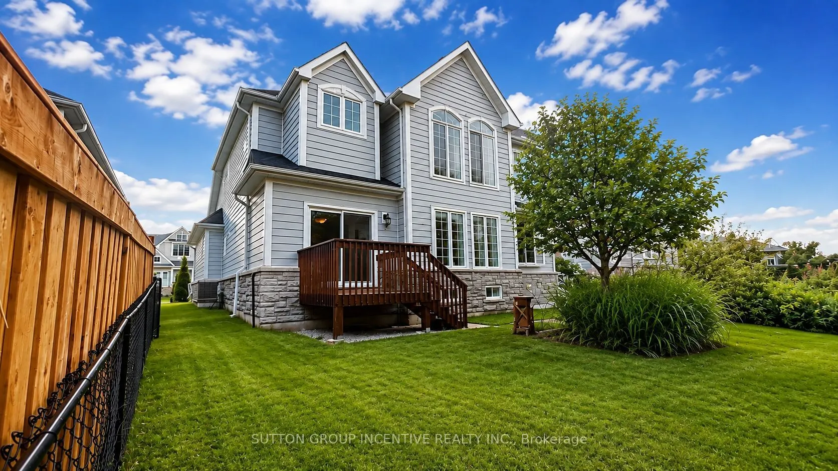 48 Riverwalk Place
