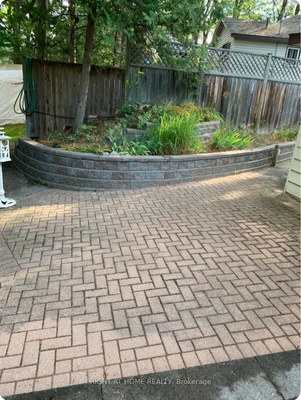 27 Balmoral Avenue